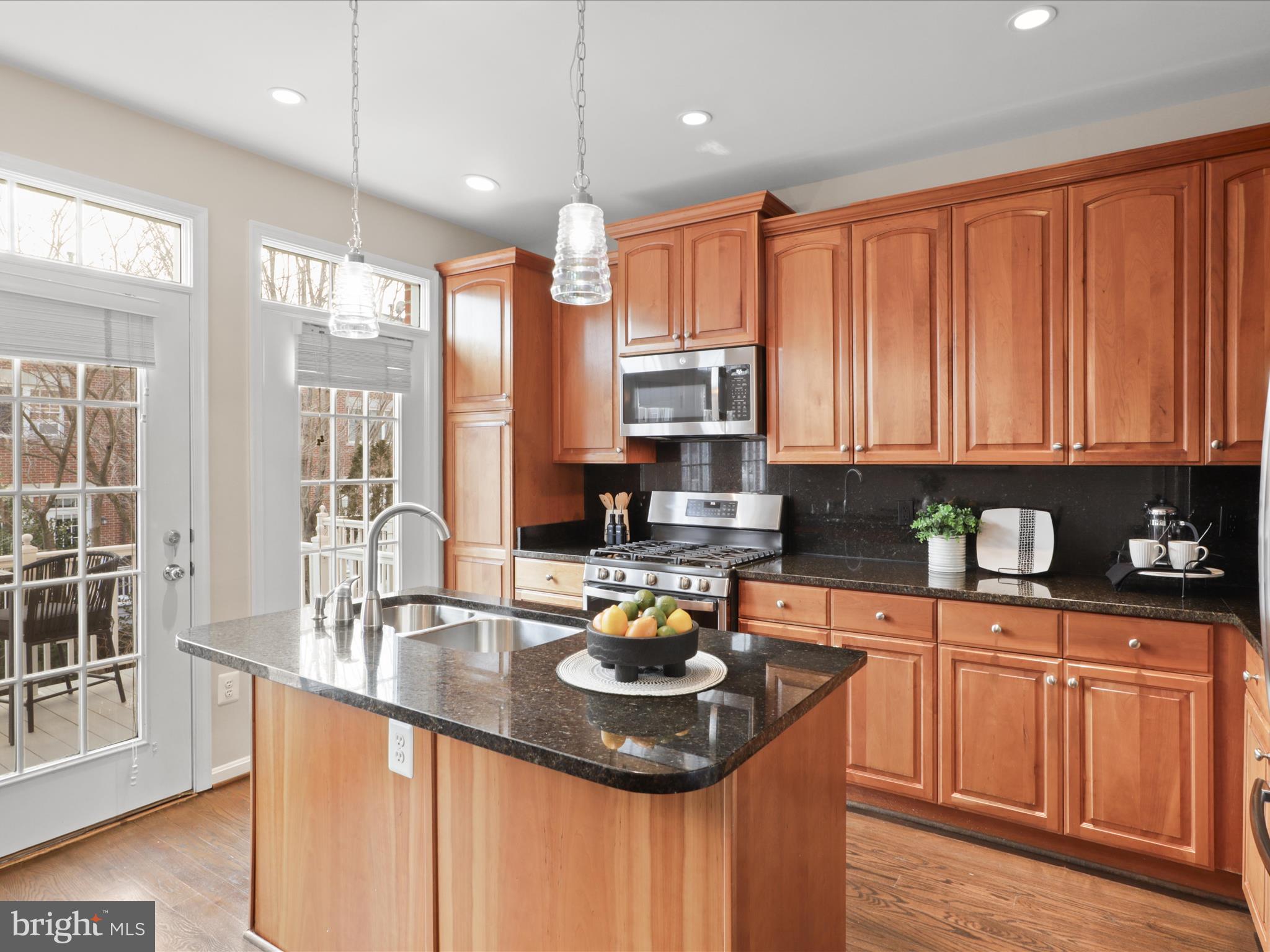 WEST MARKET - Residential