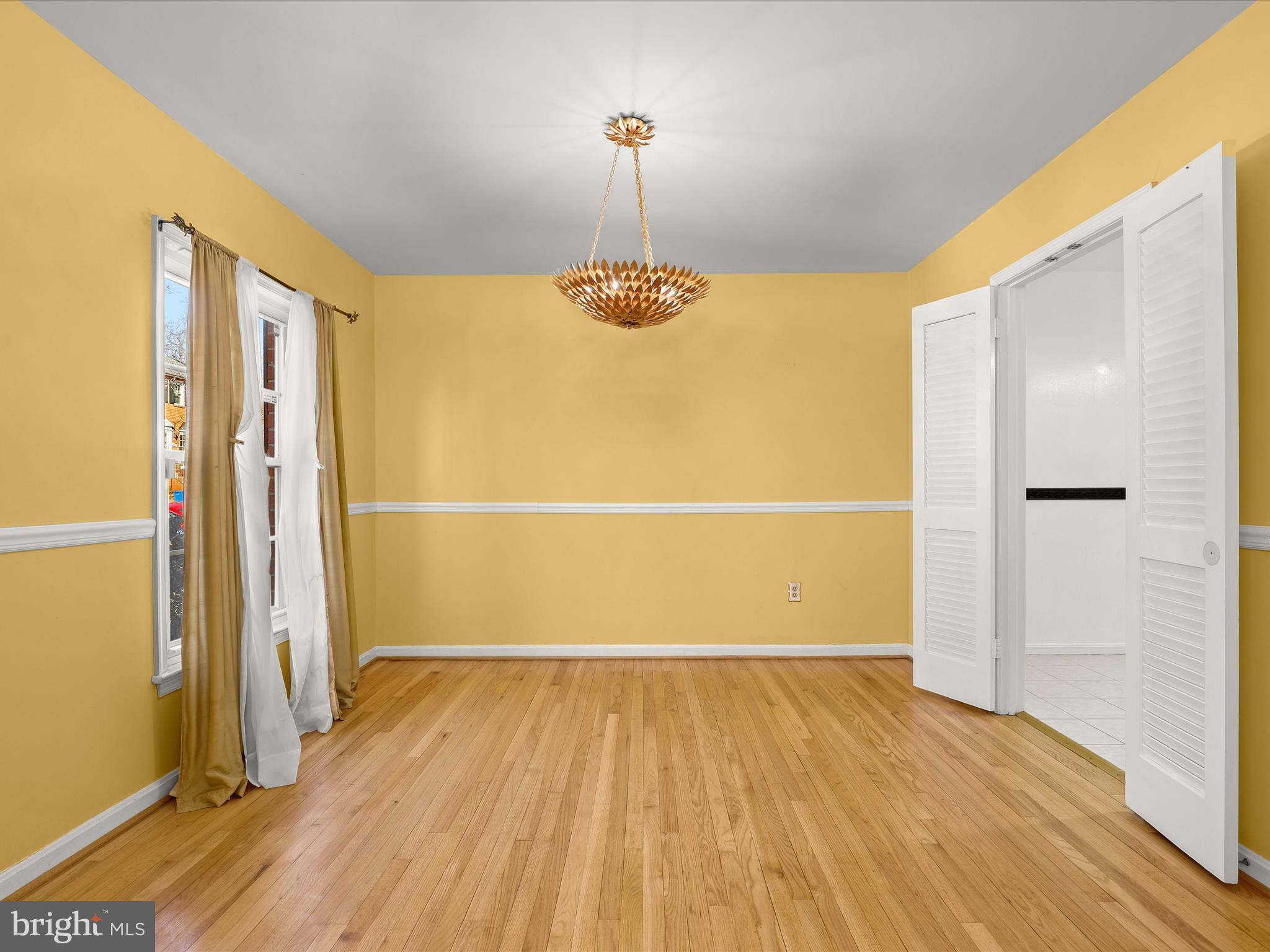 WHEATON TOWNE - Residential