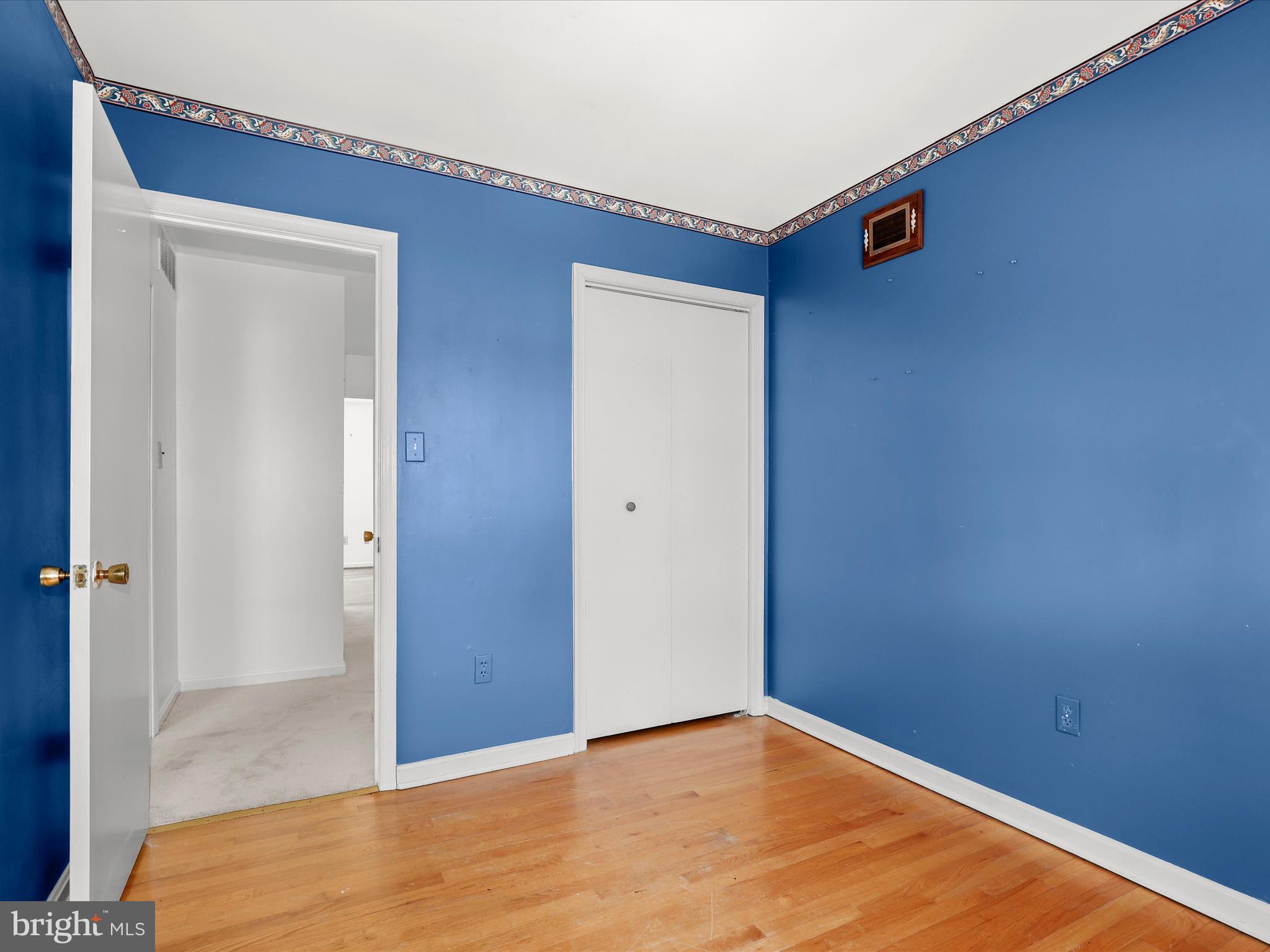 WHEATON TOWNE - Residential