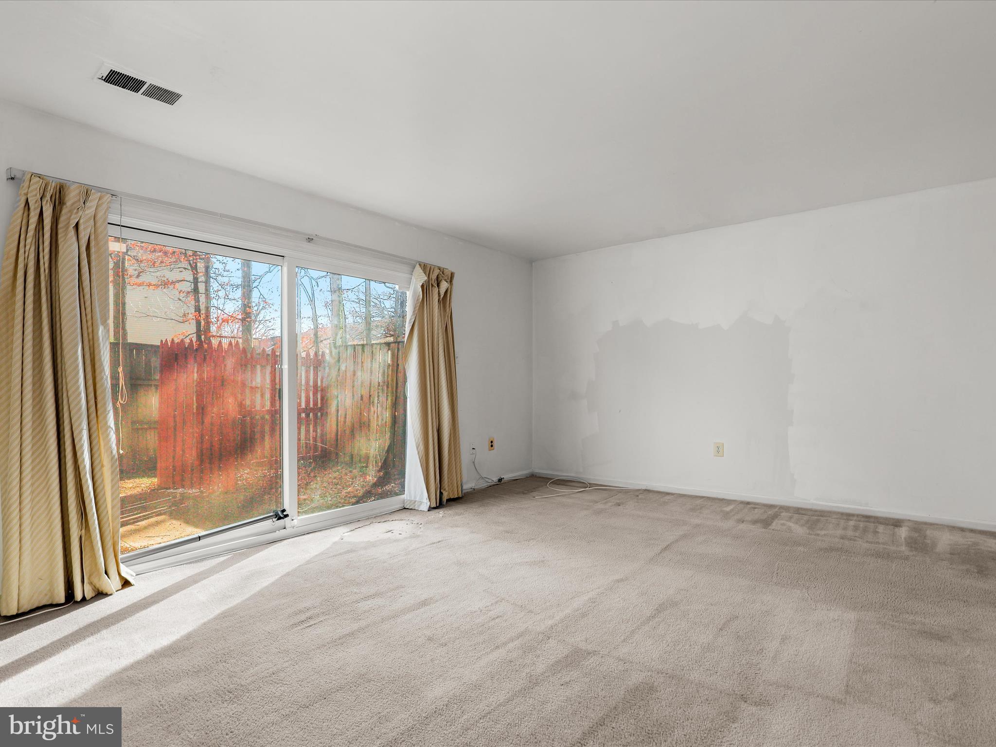 WHEATON TOWNE - Residential