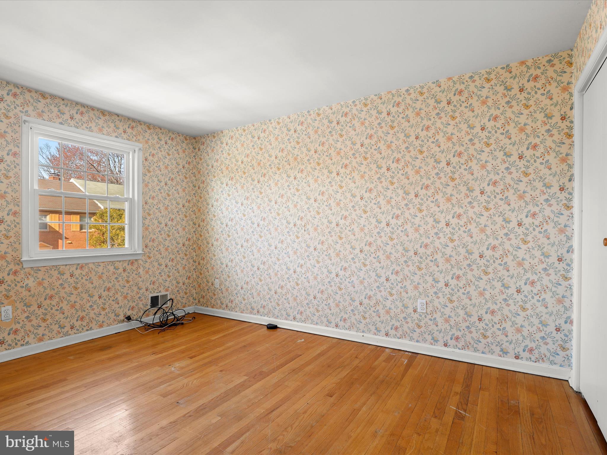 WHEATON TOWNE - Residential