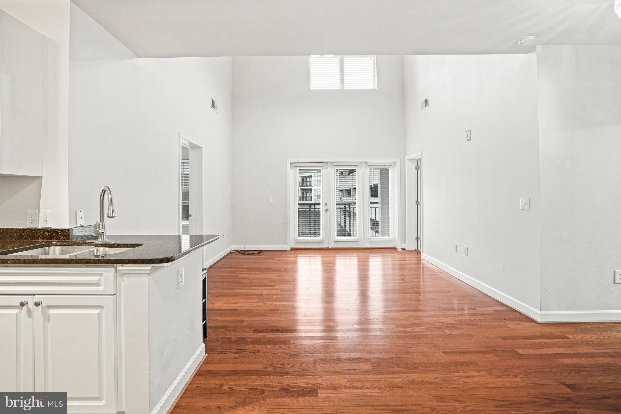 FITZ AT ROCKVILLE TOWN C - Residential Lease