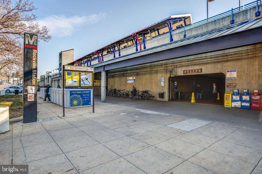 FITZ AT ROCKVILLE TOWN C - Residential Lease