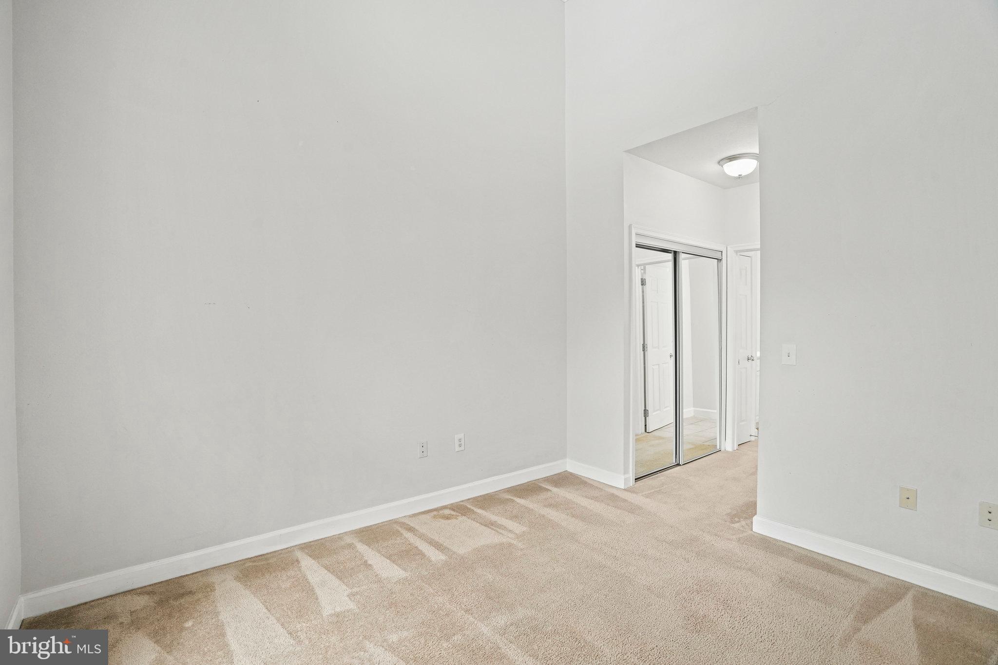 FITZ AT ROCKVILLE TOWN C - Residential Lease