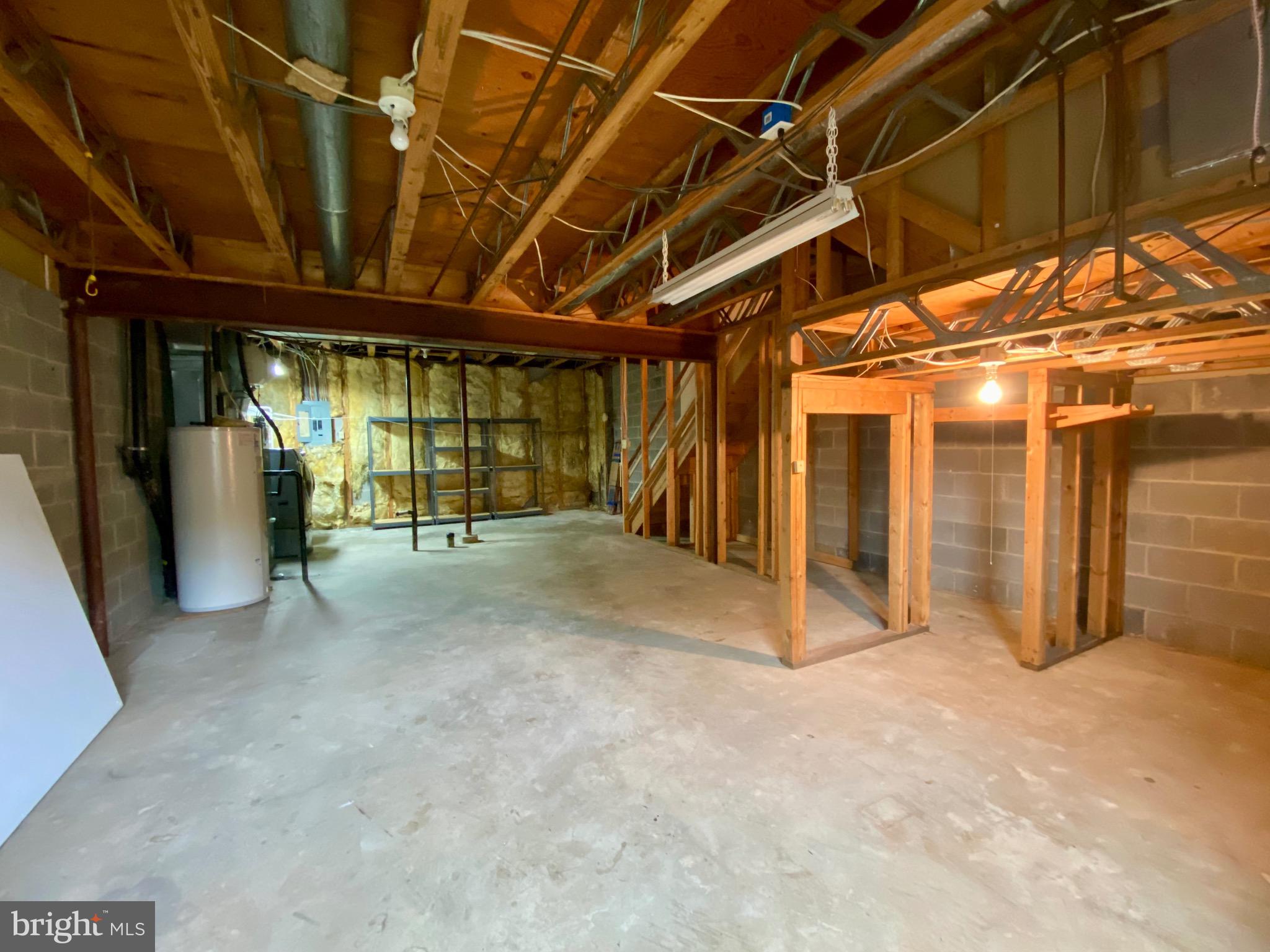 LAKEPOINTE - Residential