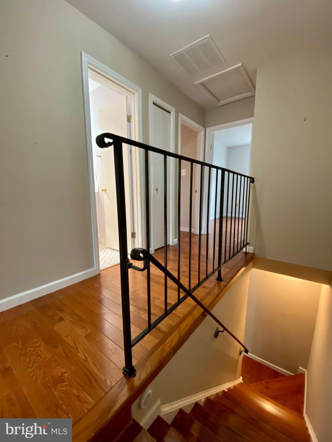 LAKEPOINTE - Residential