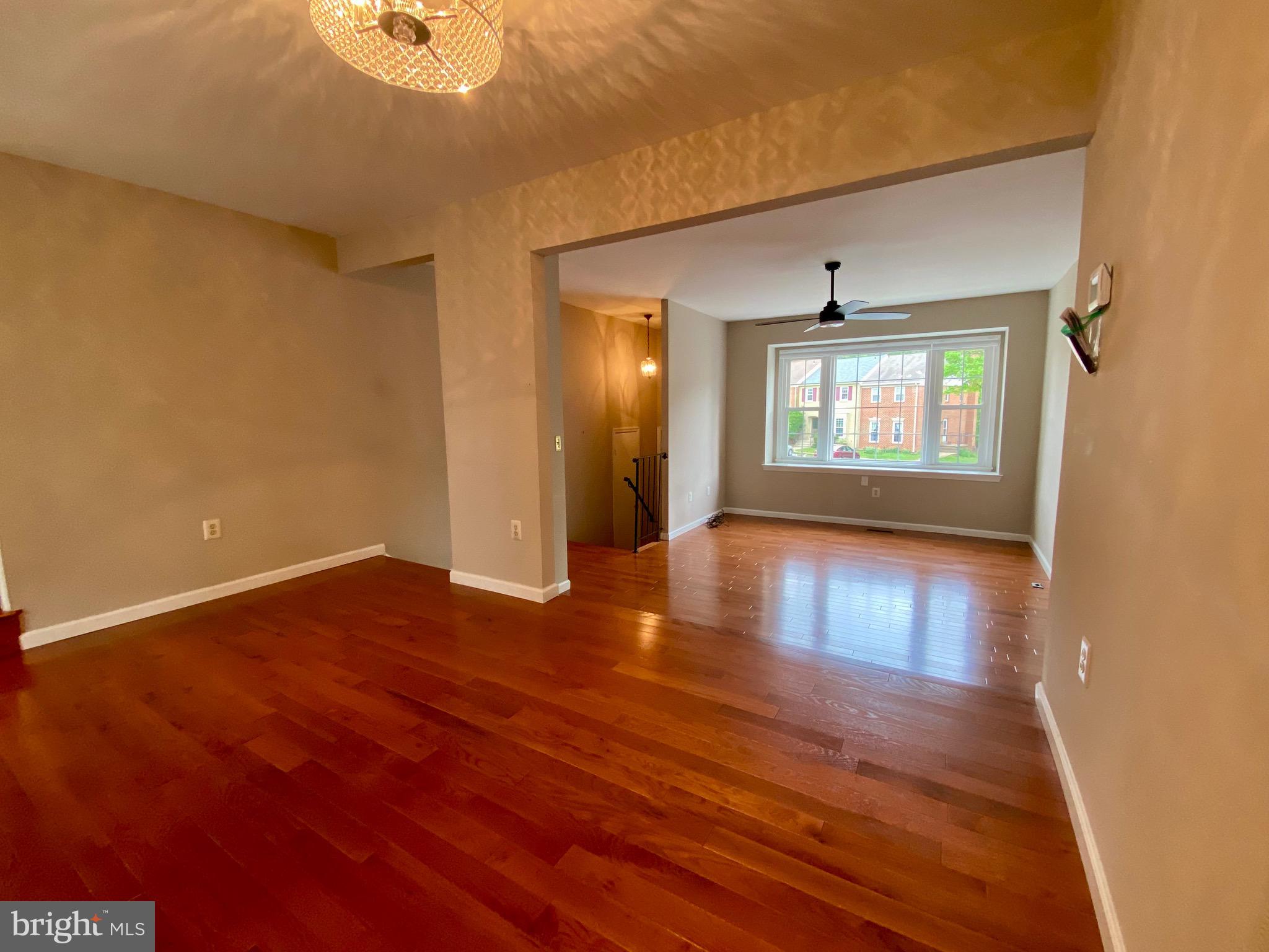 LAKEPOINTE - Residential