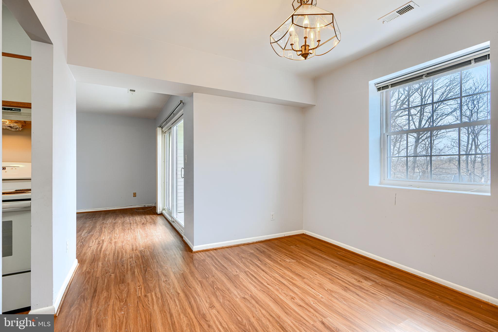 STAPLETON COURT GARDEN - Residential