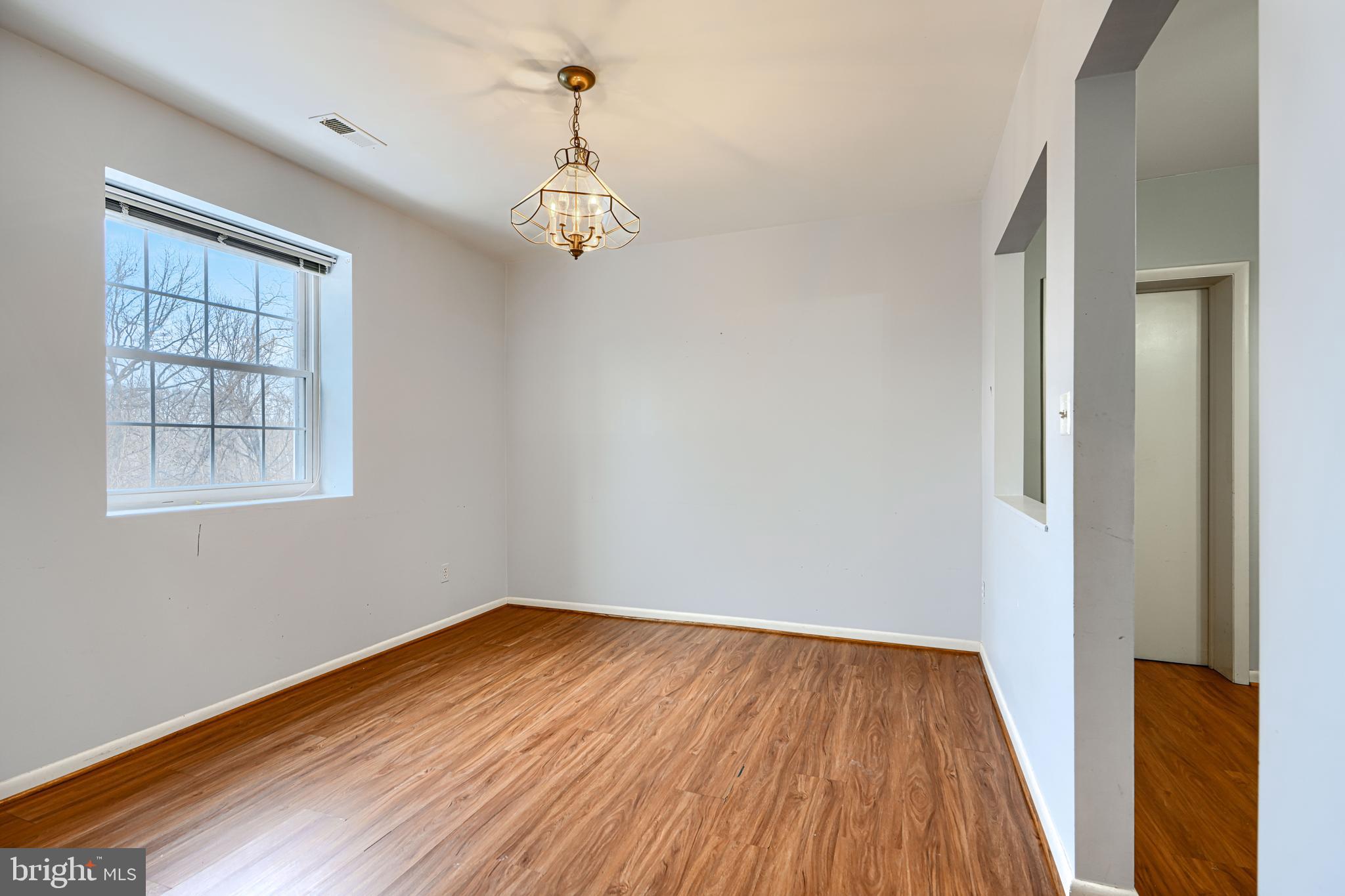 STAPLETON COURT GARDEN - Residential