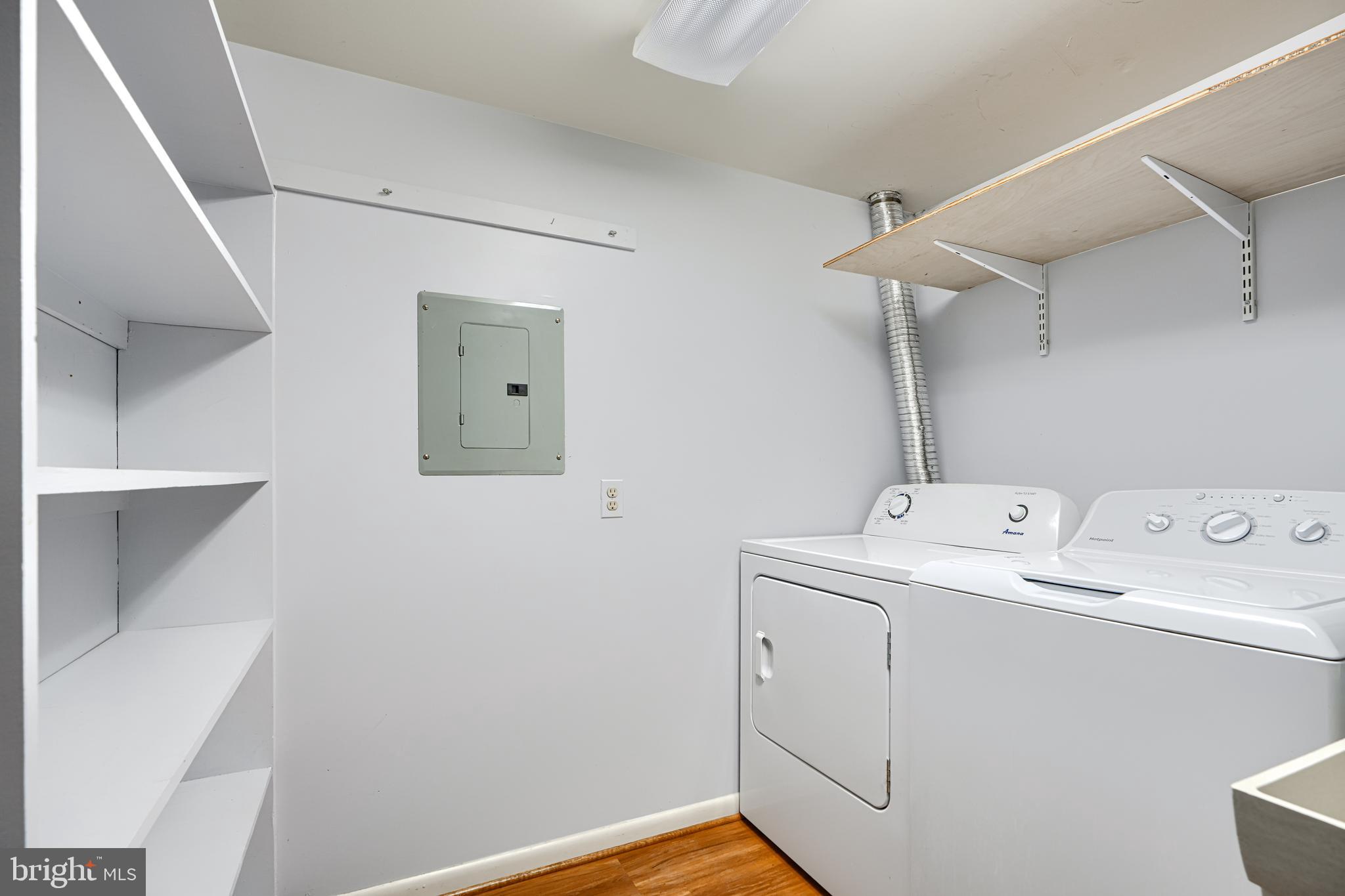 STAPLETON COURT GARDEN - Residential