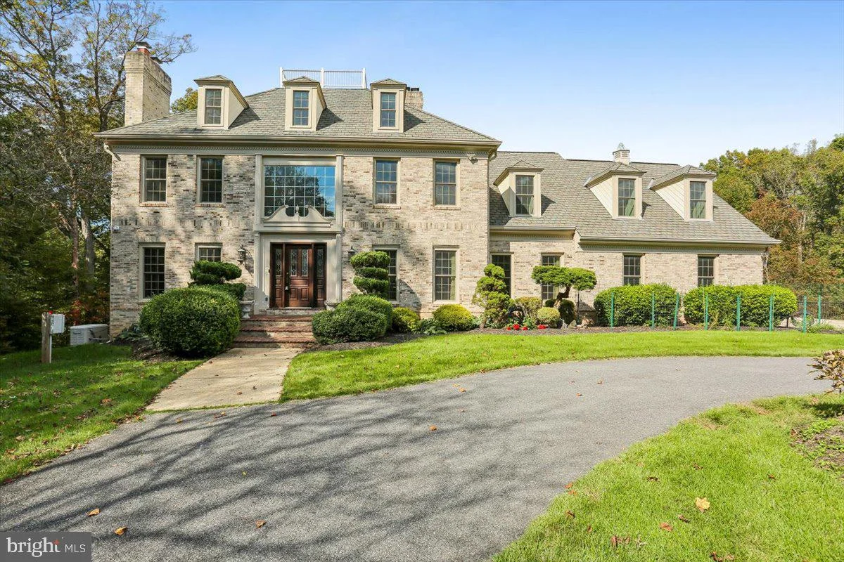 11612 Lake Potomac Drive
