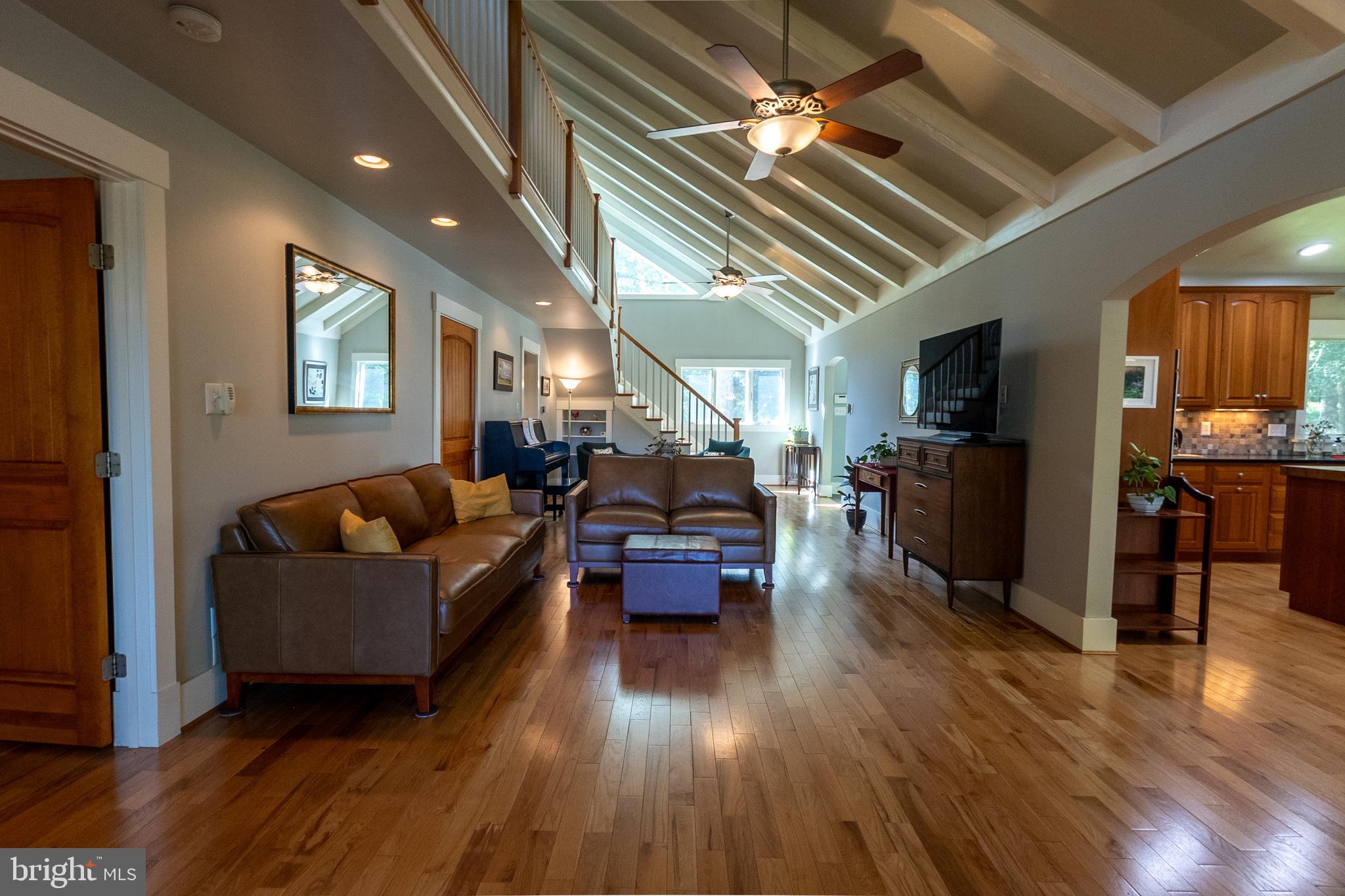 MYRTLE POINT - Residential