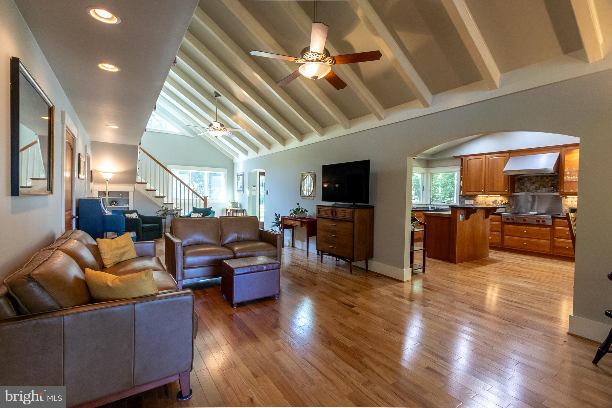 MYRTLE POINT - Residential