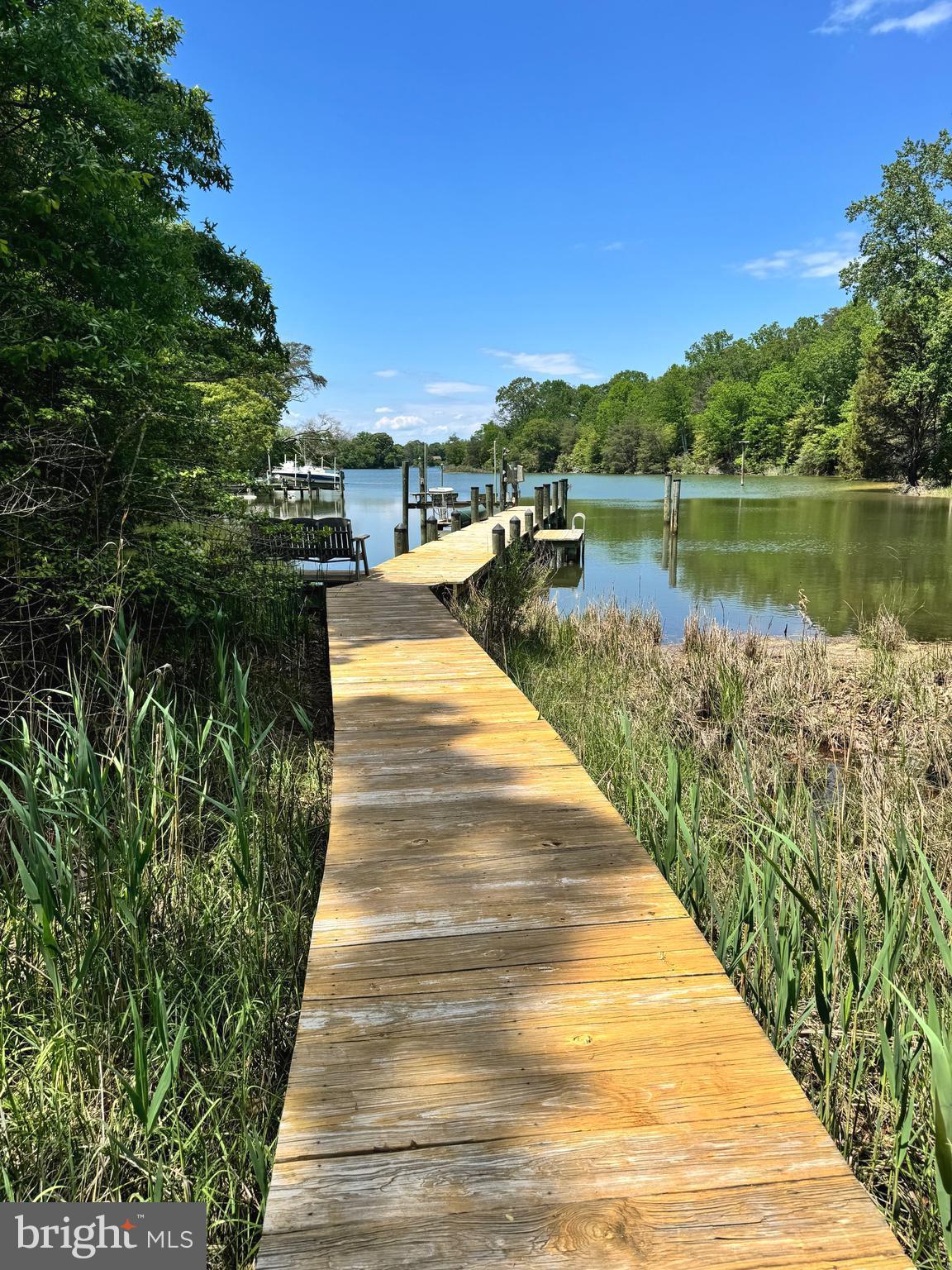 MYRTLE POINT - Residential