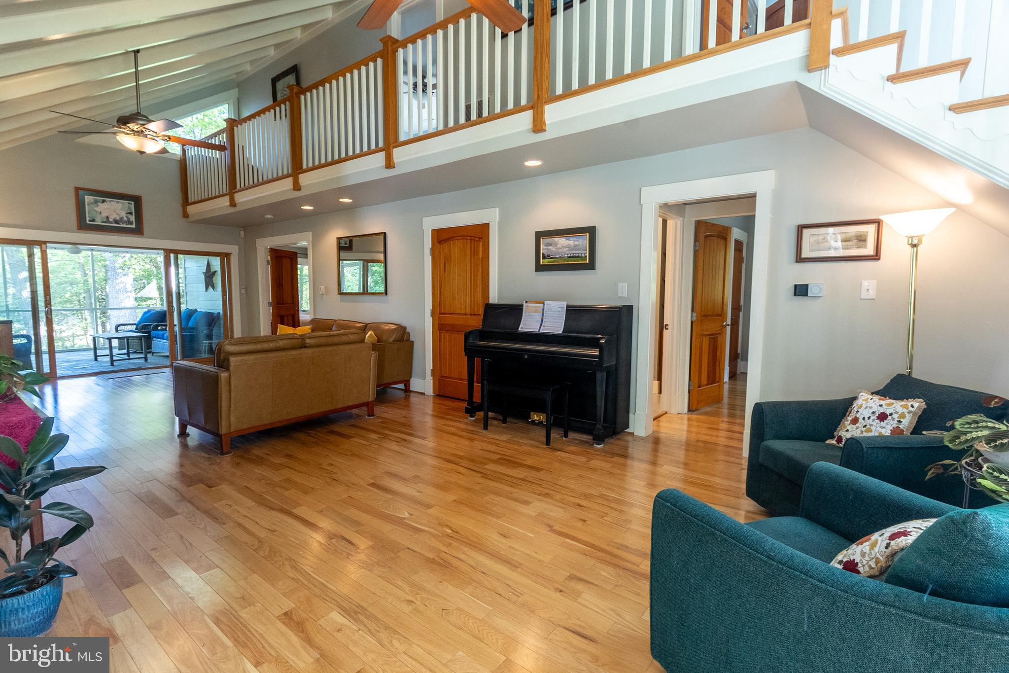 MYRTLE POINT - Residential