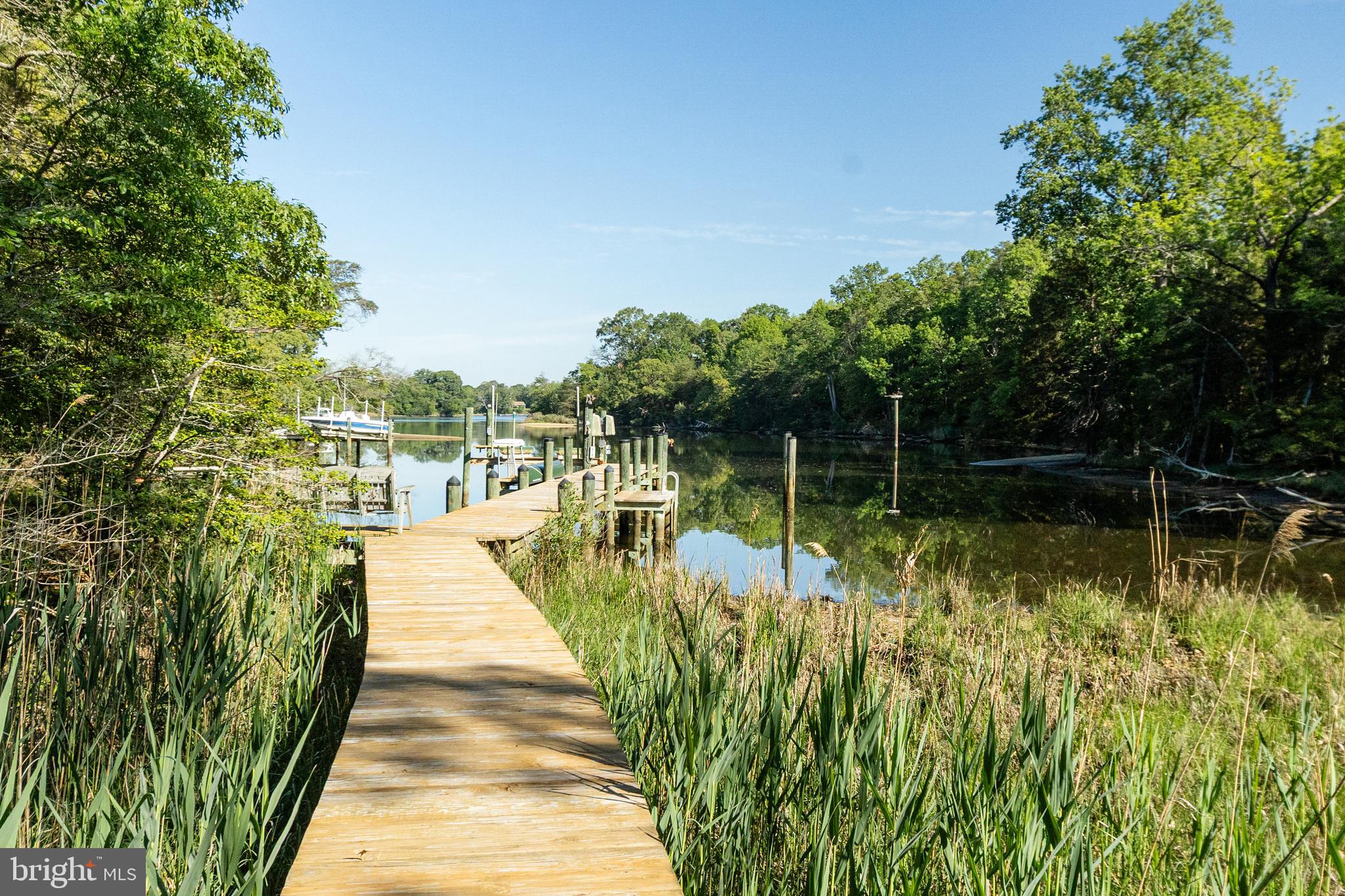 MYRTLE POINT - Residential