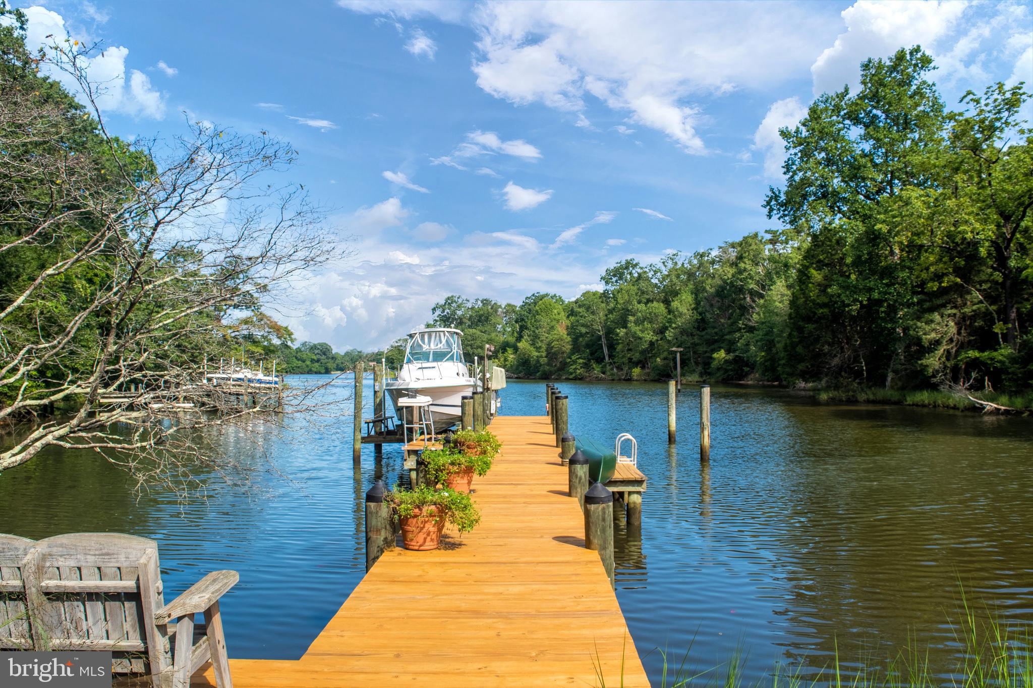MYRTLE POINT - Residential