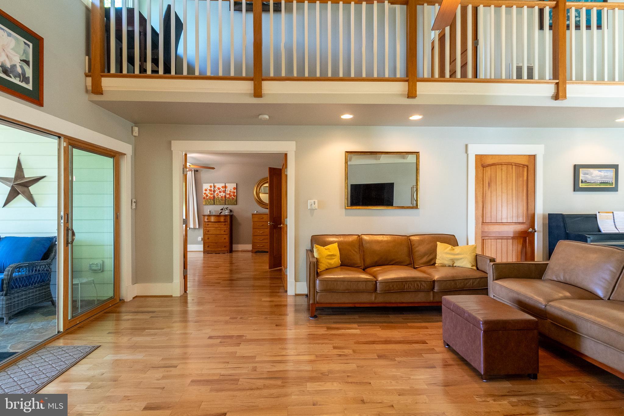 MYRTLE POINT - Residential