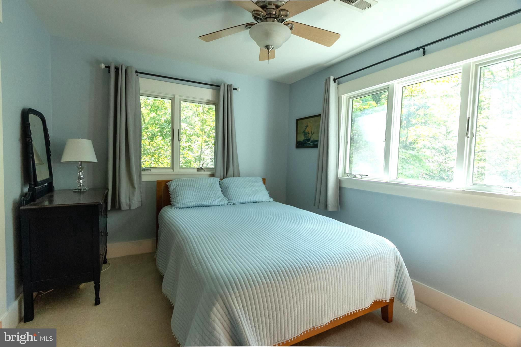 MYRTLE POINT - Residential