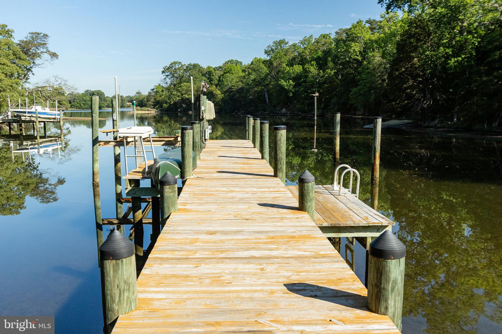 MYRTLE POINT - Residential