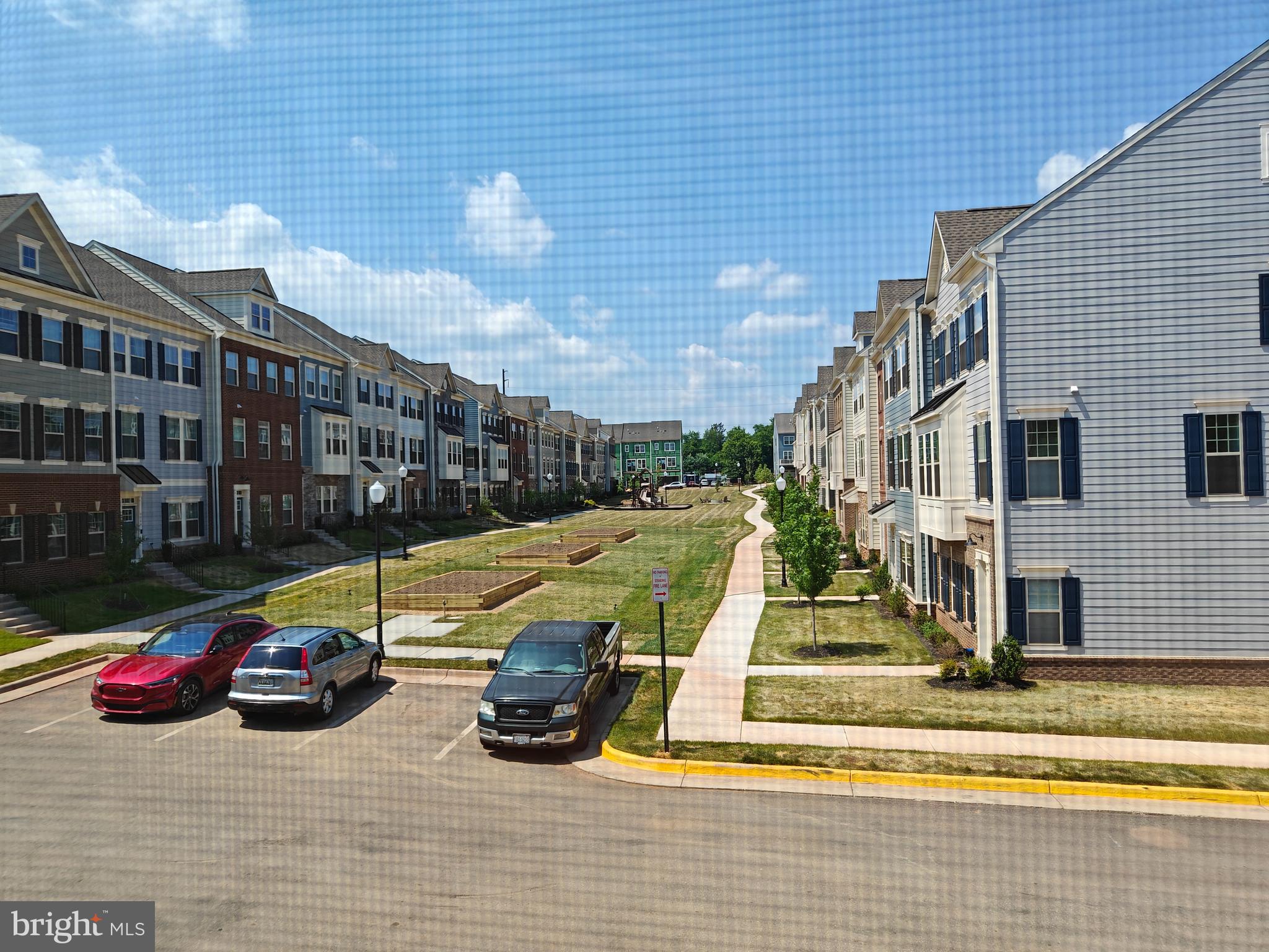 JEFFERSON SQUARE - Residential Lease