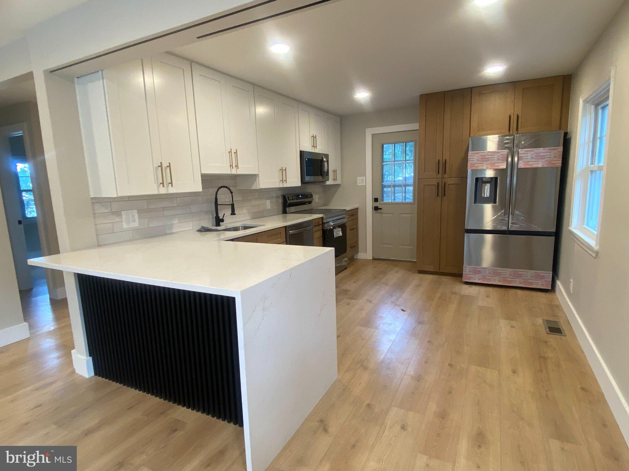 410 BELMONT AVENUE