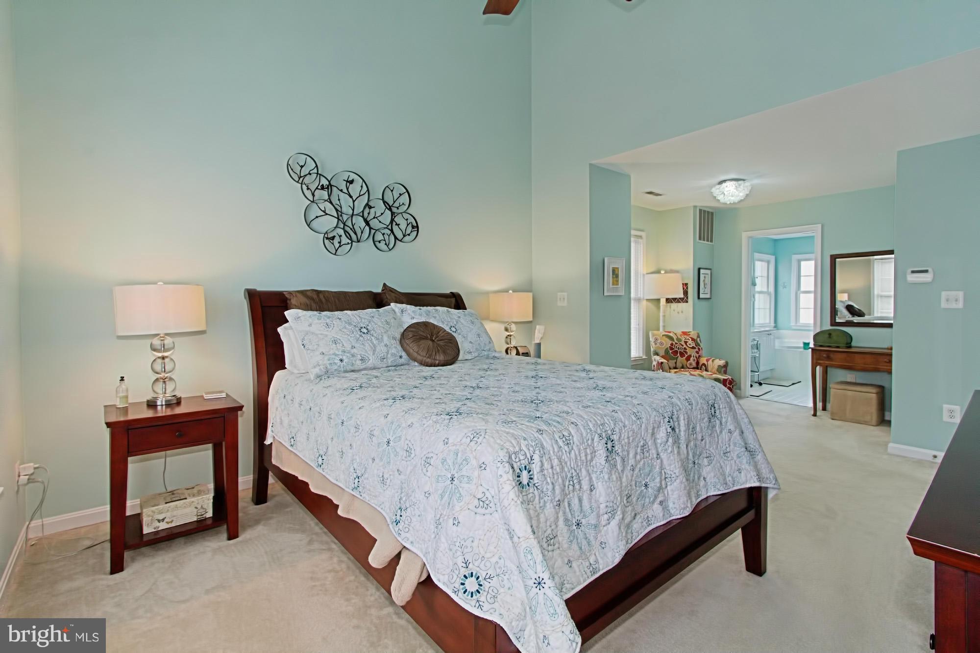 STONEGATE - Residential