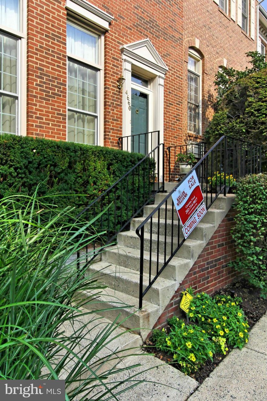 Distinctive, luxurious & elegant, are a few superlatives to describe this immaculately updated townhome.  Wood floors, NEW HVAC, NEW HOT H20 HEATER, NEW TOP OF THE LINE FIBERGLASS WINDOWS, NEW STORM DOORS, NEW GARAGE DOORS & ACCOMPANYING OPENERS.Designer touches thruout, new contemporary lighting, new granite, faucet, single under mount sink, appliances. Vaulted ceilings & much more! OH 8/16 1-4