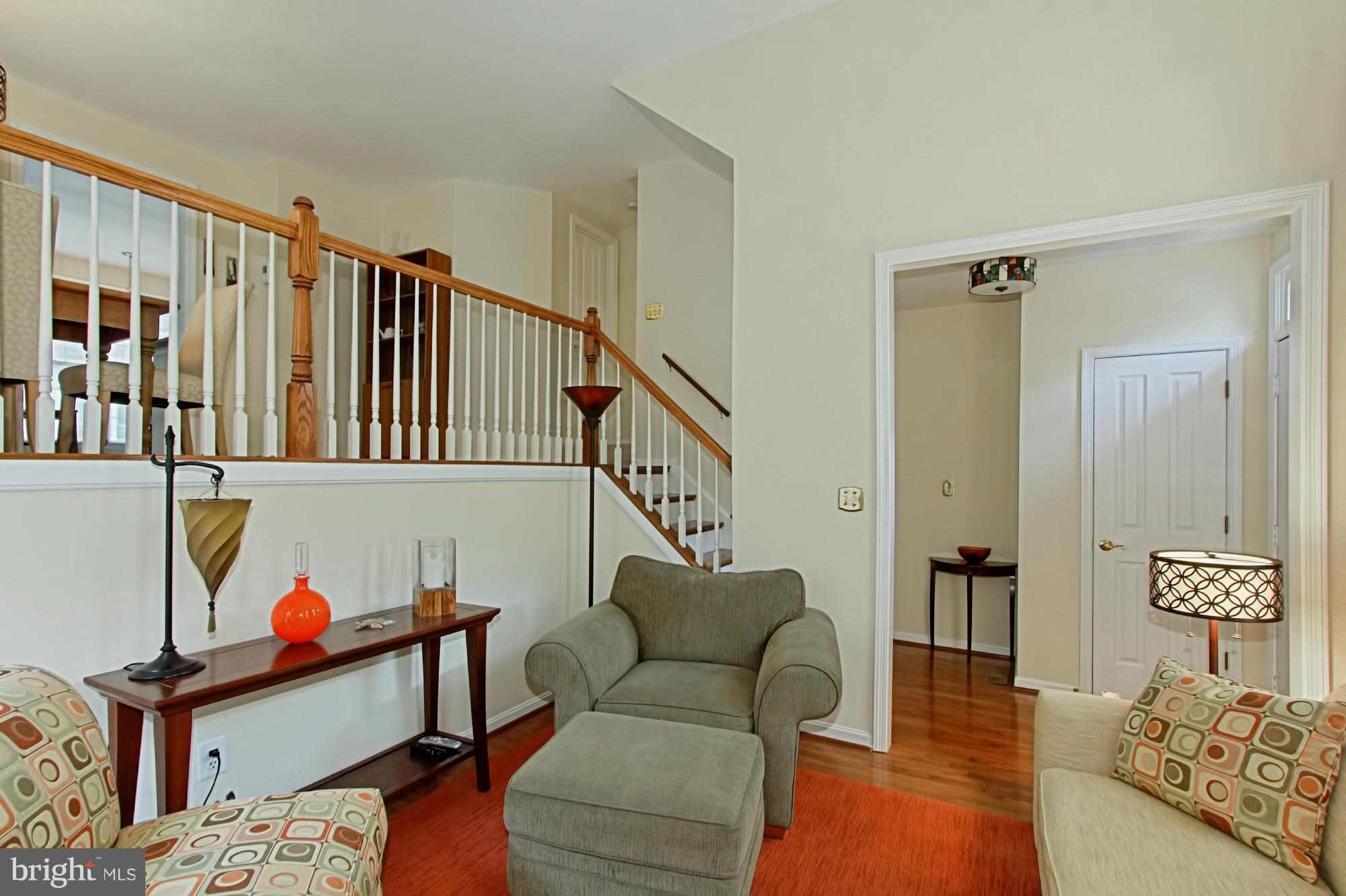 STONEGATE - Residential