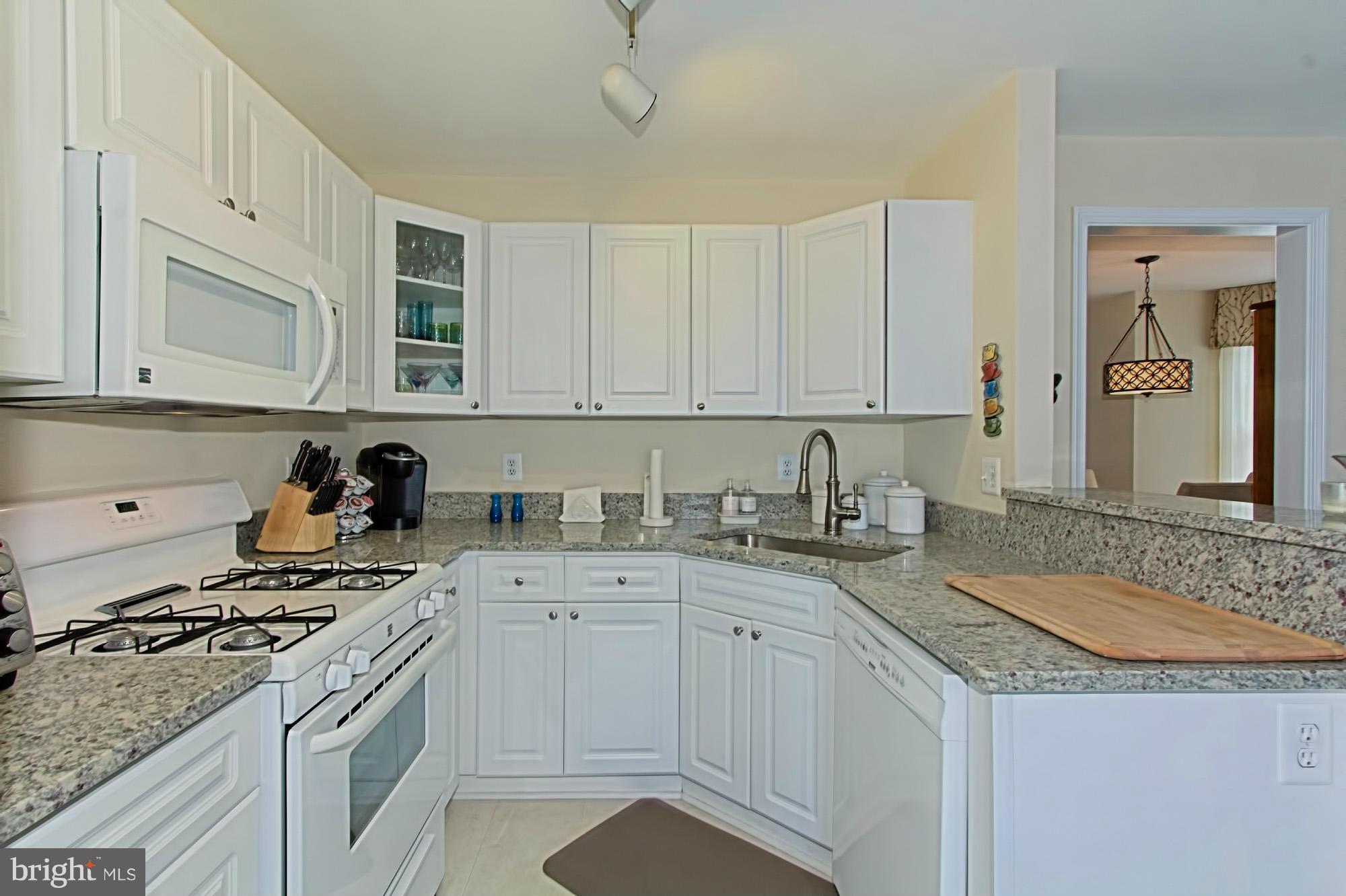 STONEGATE - Residential