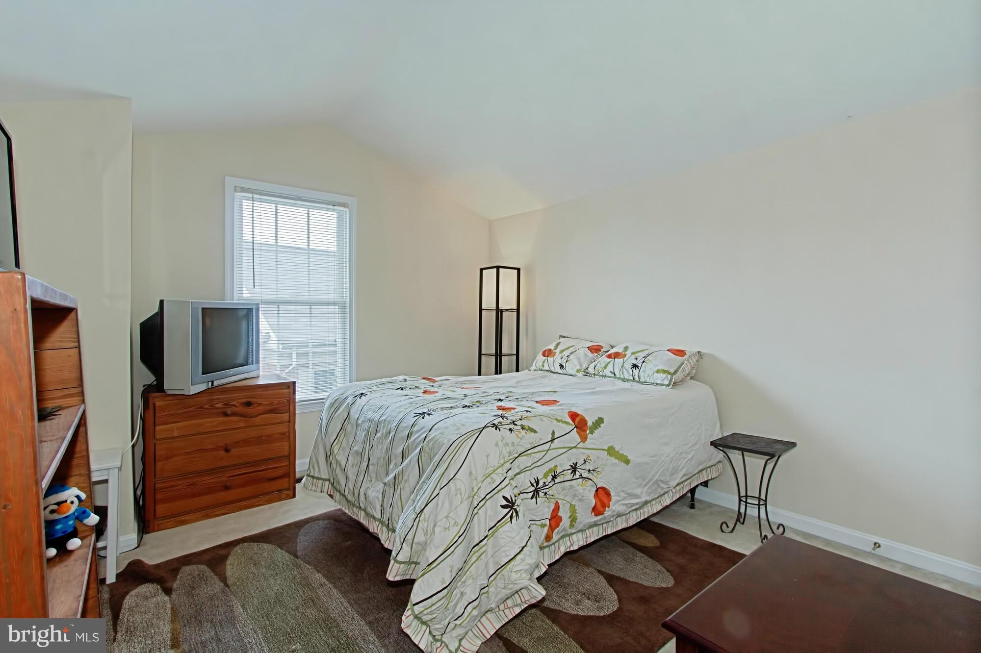 STONEGATE - Residential