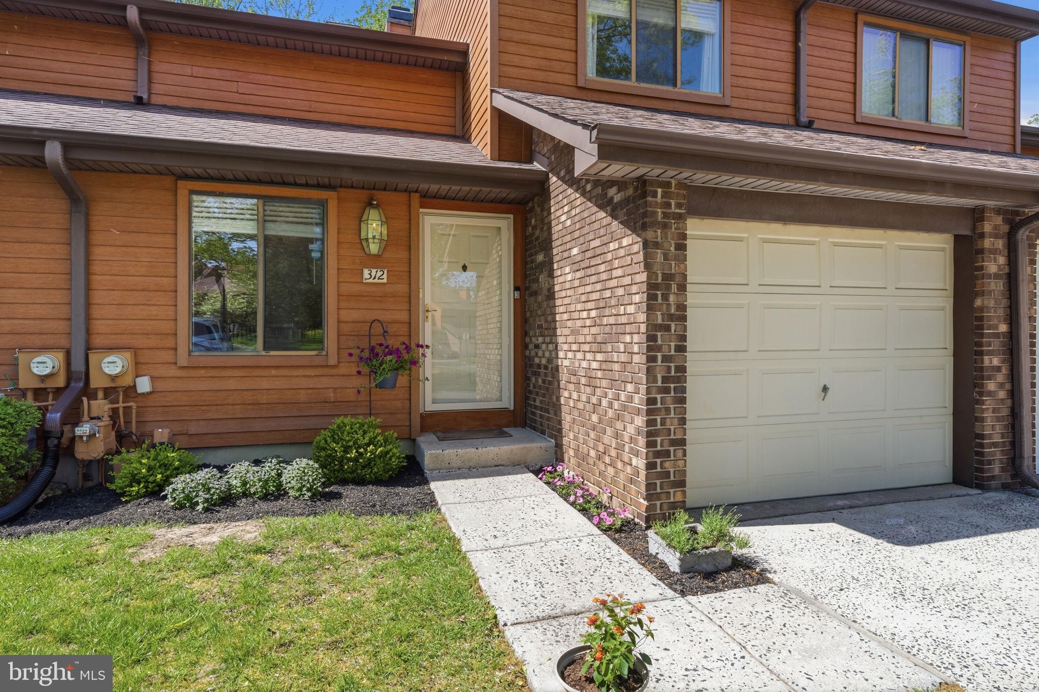 CROOKED CROSSING - Residential