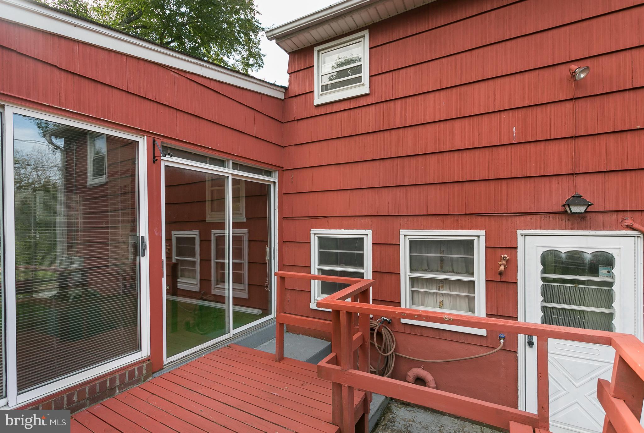 DULANEY VILLAGE - Residential