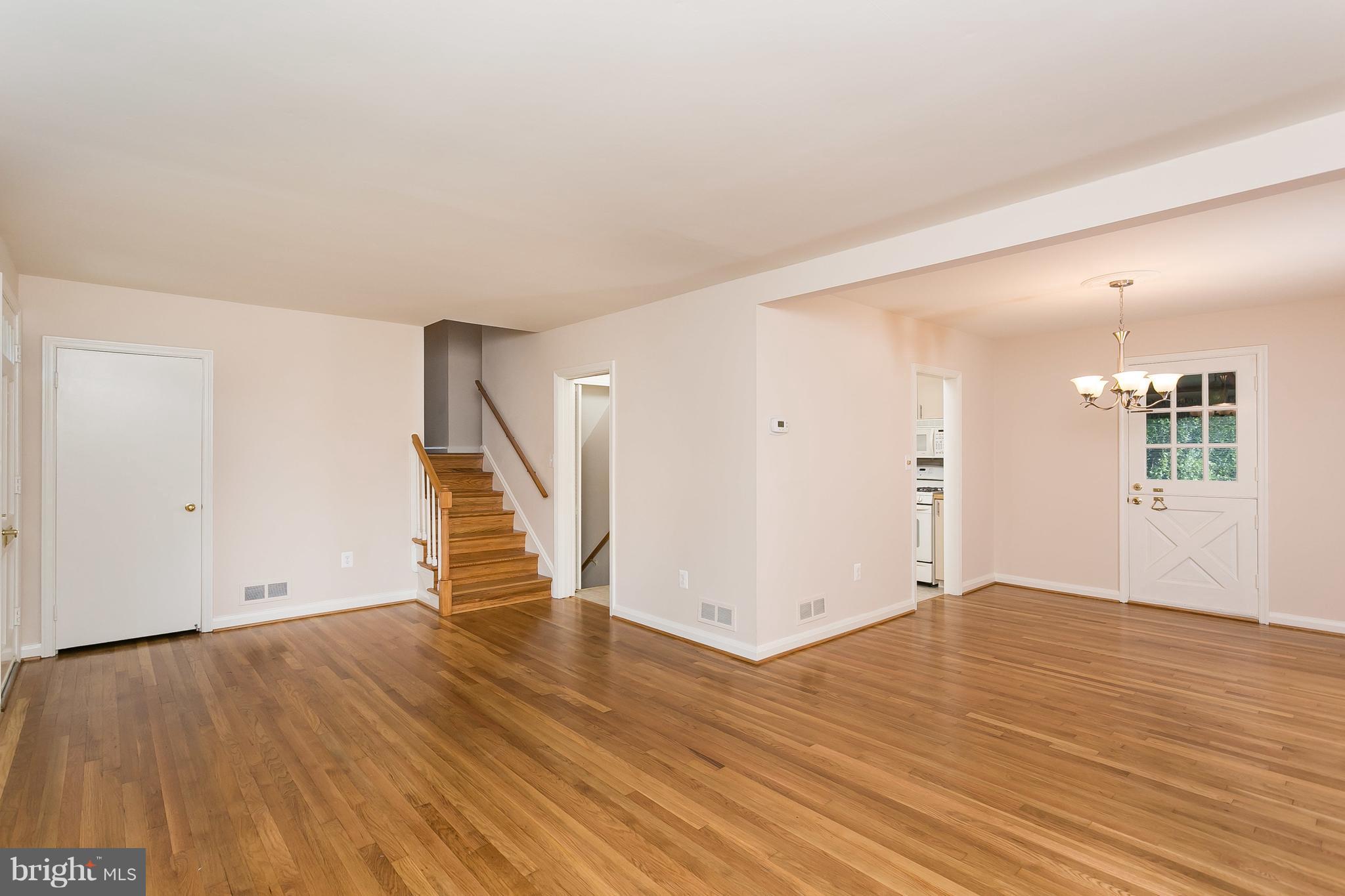 DULANEY VILLAGE - Residential