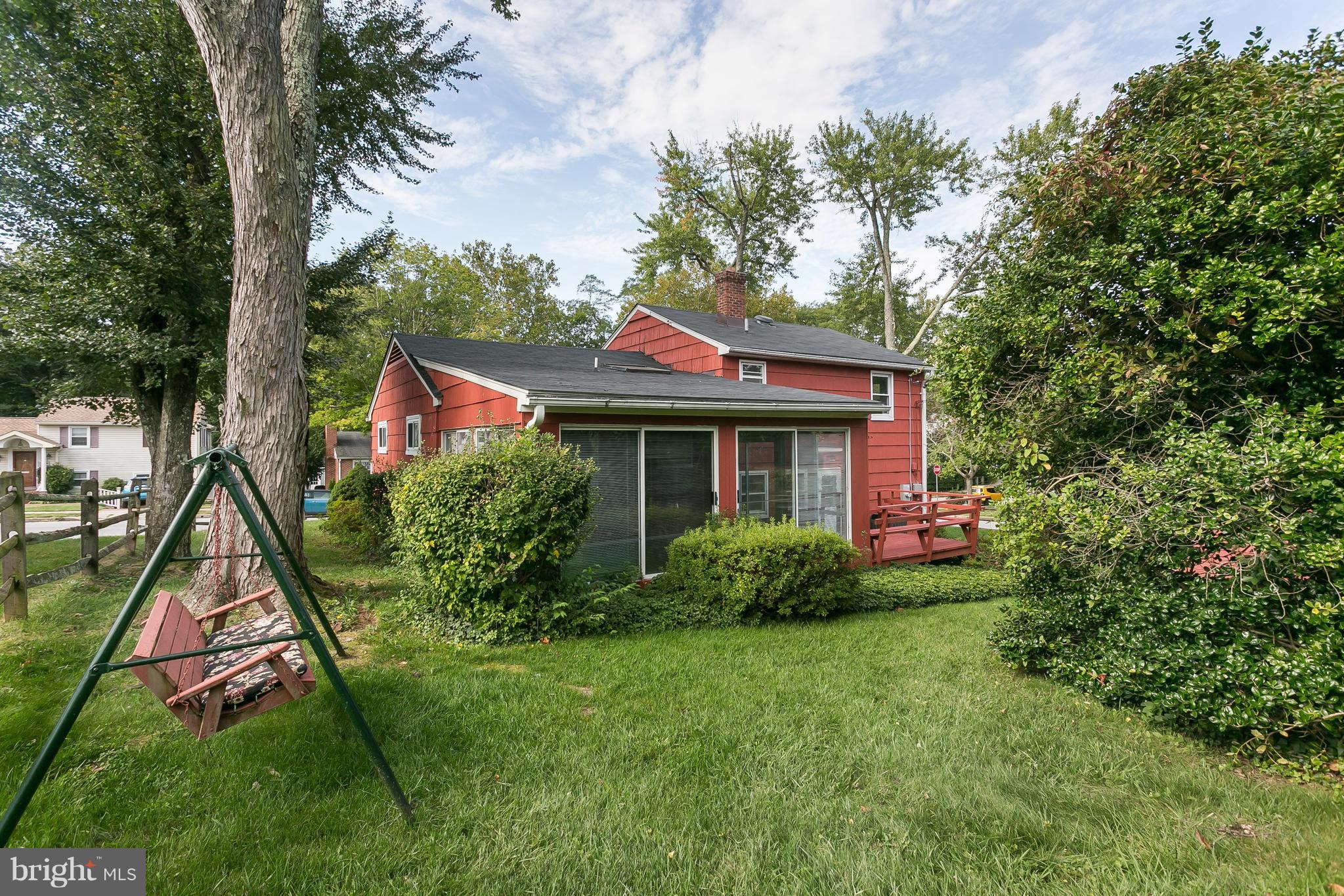 DULANEY VILLAGE - Residential