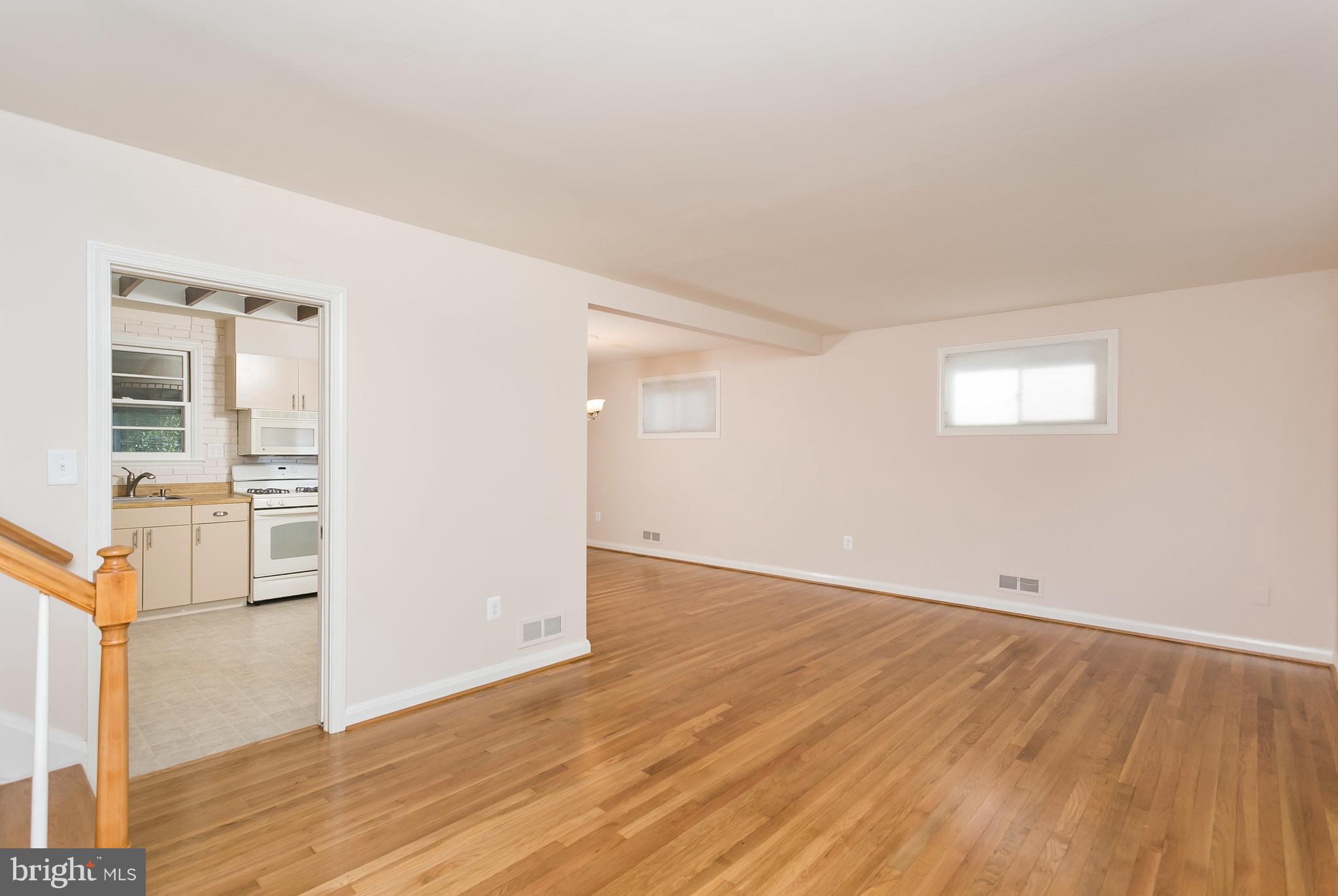 DULANEY VILLAGE - Residential