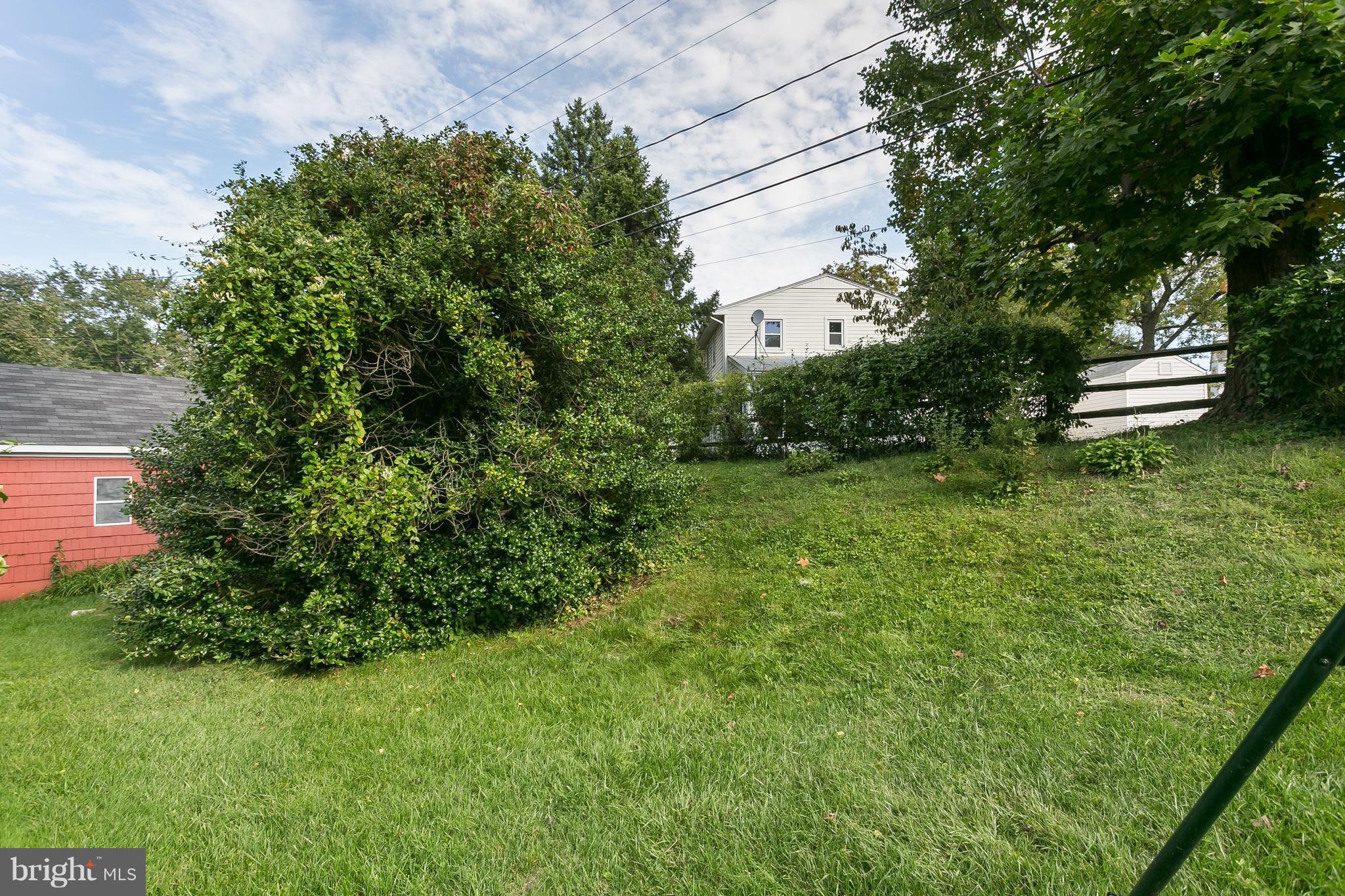 DULANEY VILLAGE - Residential