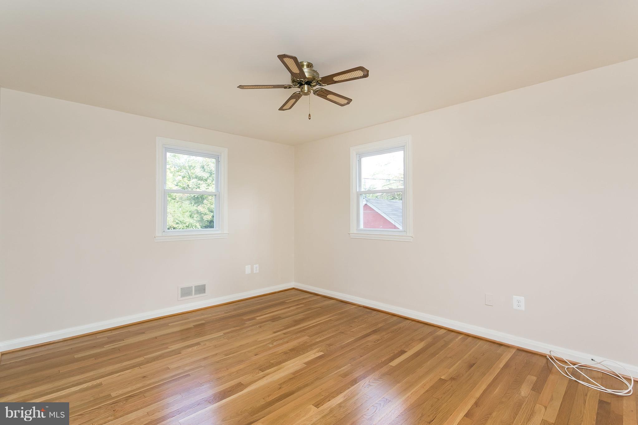 DULANEY VILLAGE - Residential