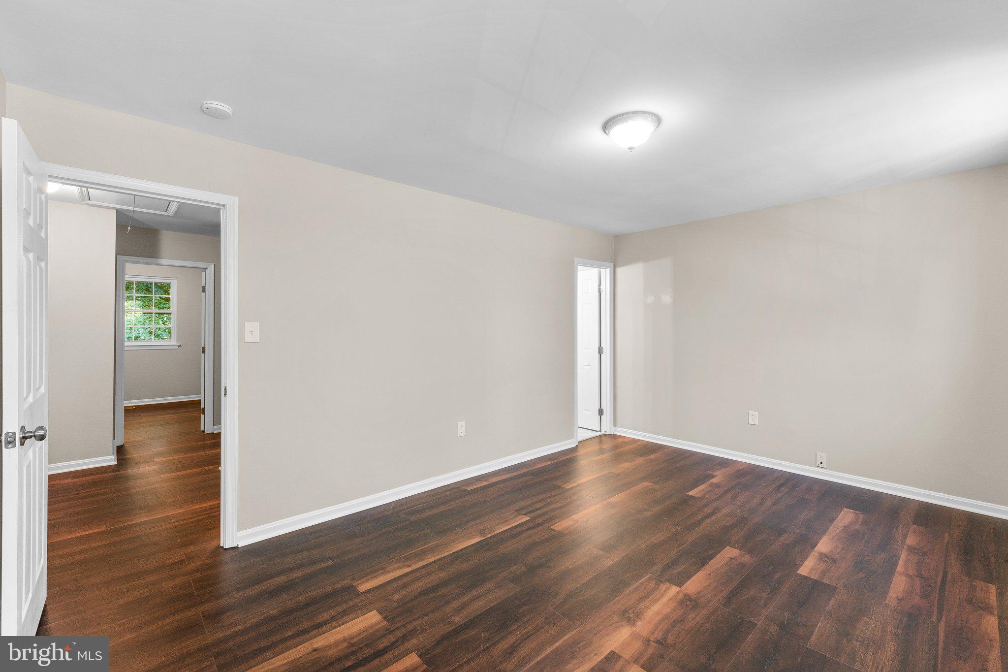 PORT O DUMFRIES - Residential Lease