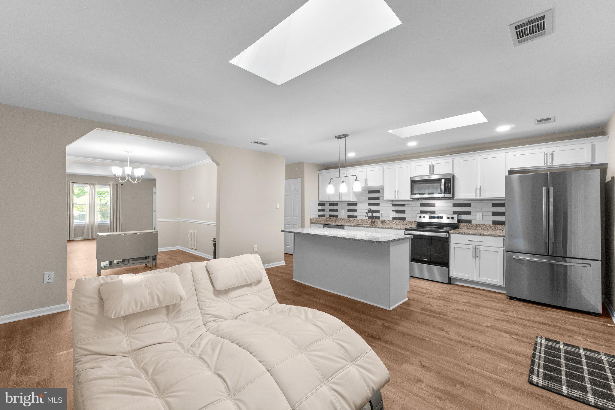 PORT O DUMFRIES - Residential Lease