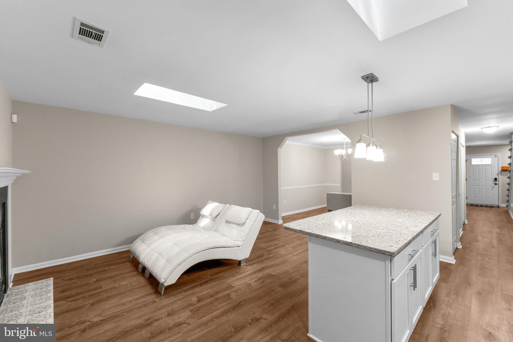 PORT O DUMFRIES - Residential Lease