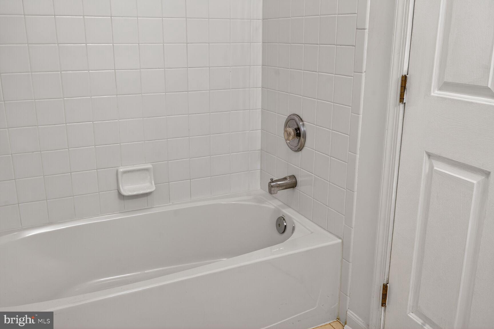 GARDEN OWINGS MILLS - Residential