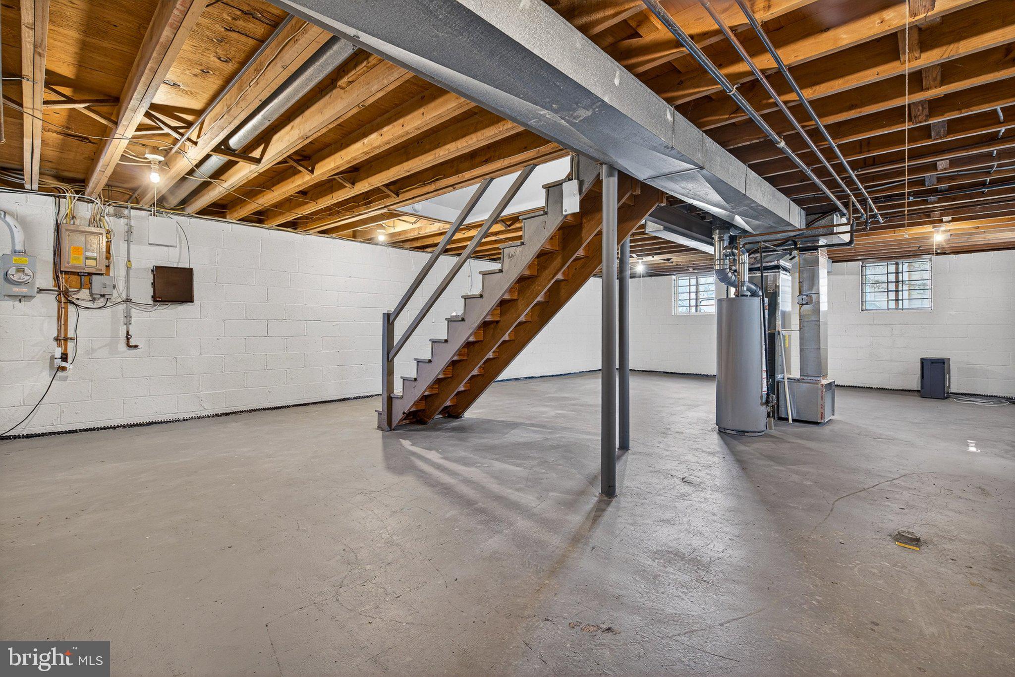 WOODBRIDGE VALLEY - Residential