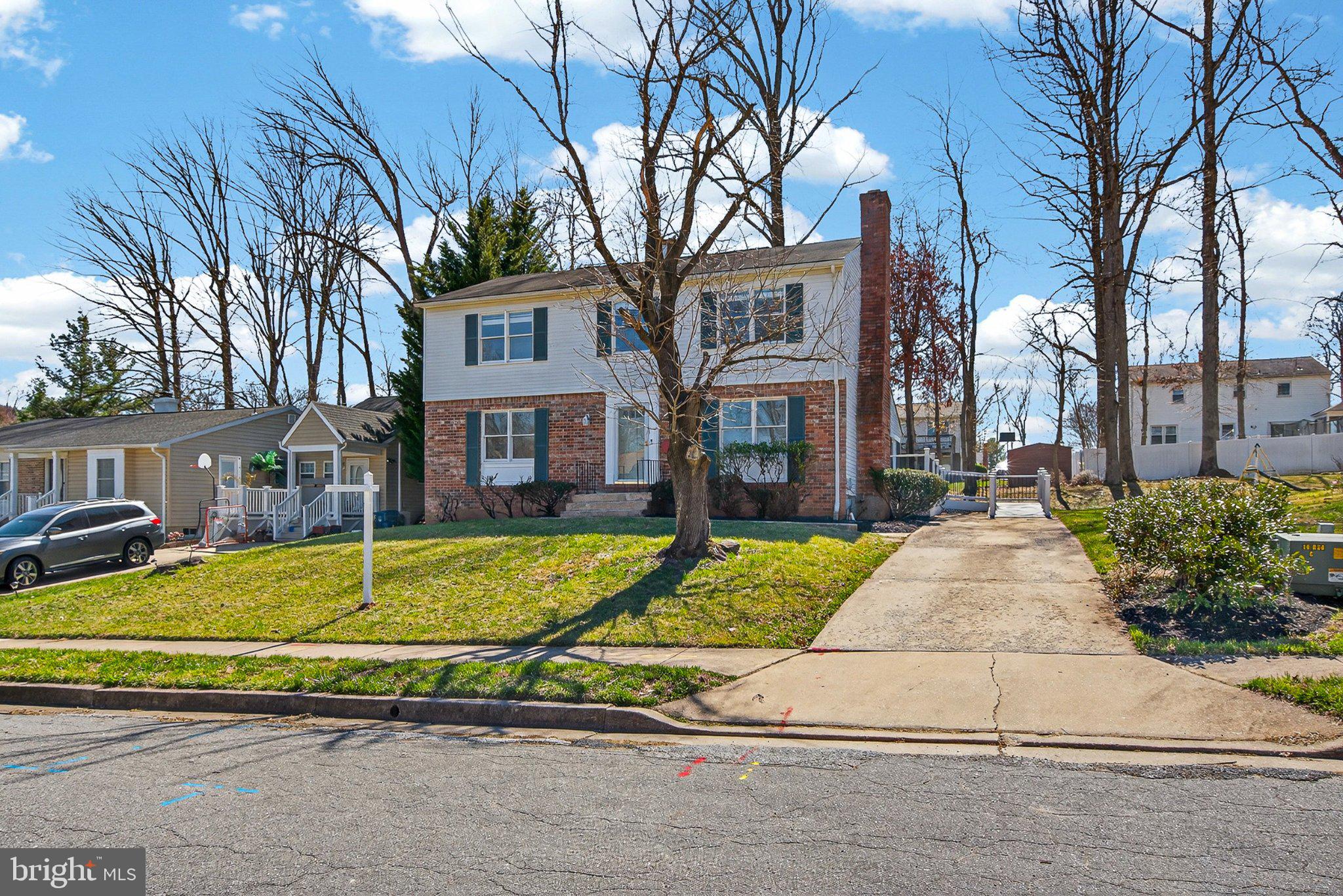 WOODBRIDGE VALLEY - Residential