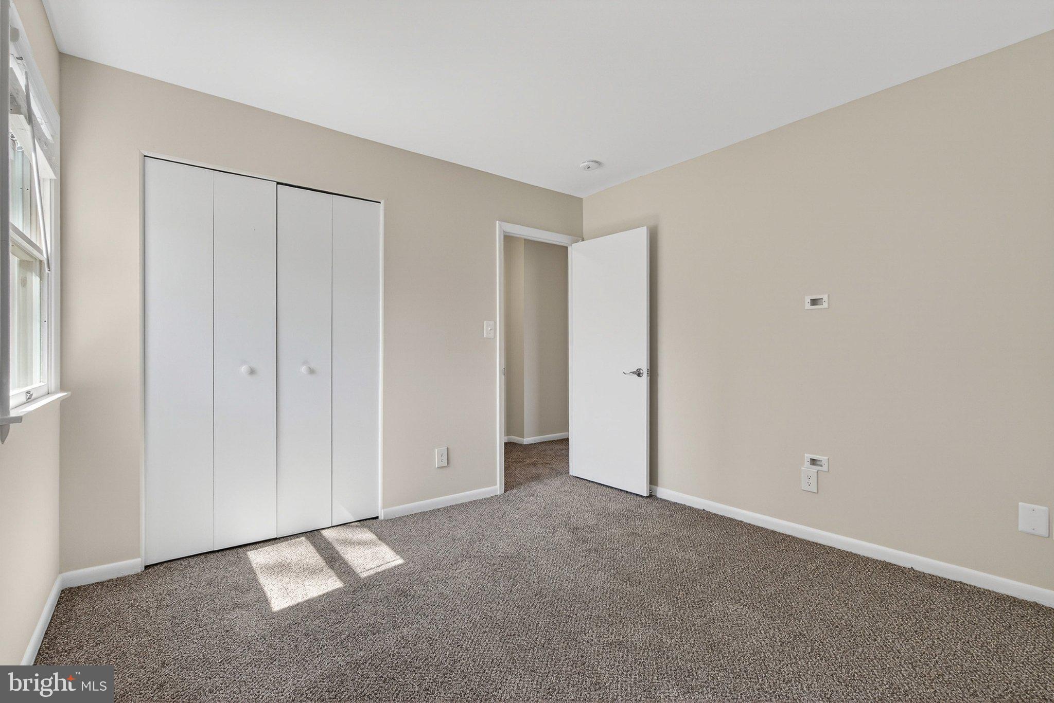 WOODBRIDGE VALLEY - Residential