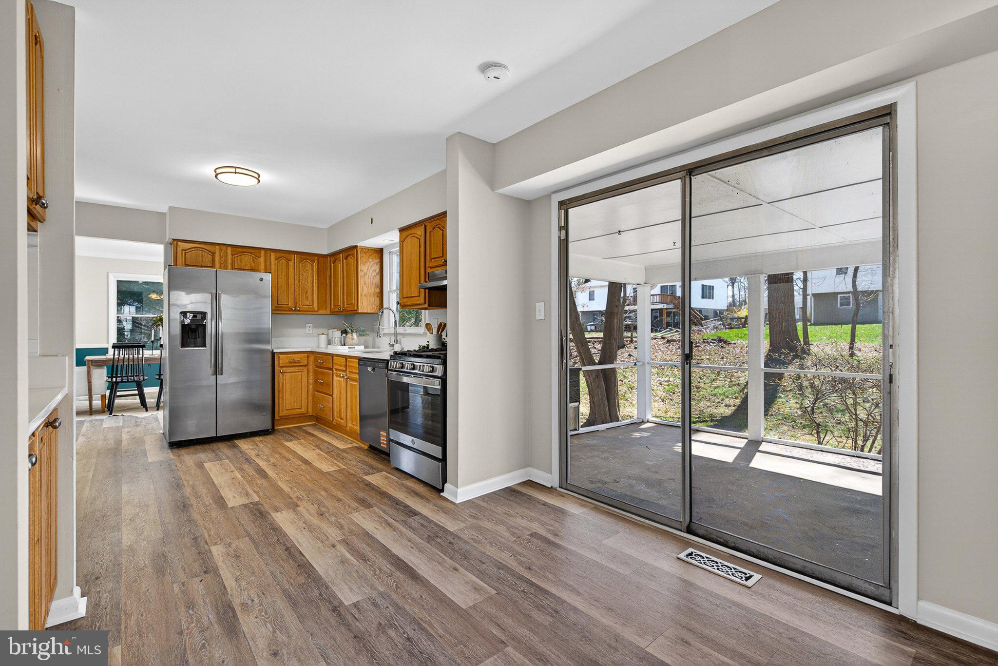 WOODBRIDGE VALLEY - Residential