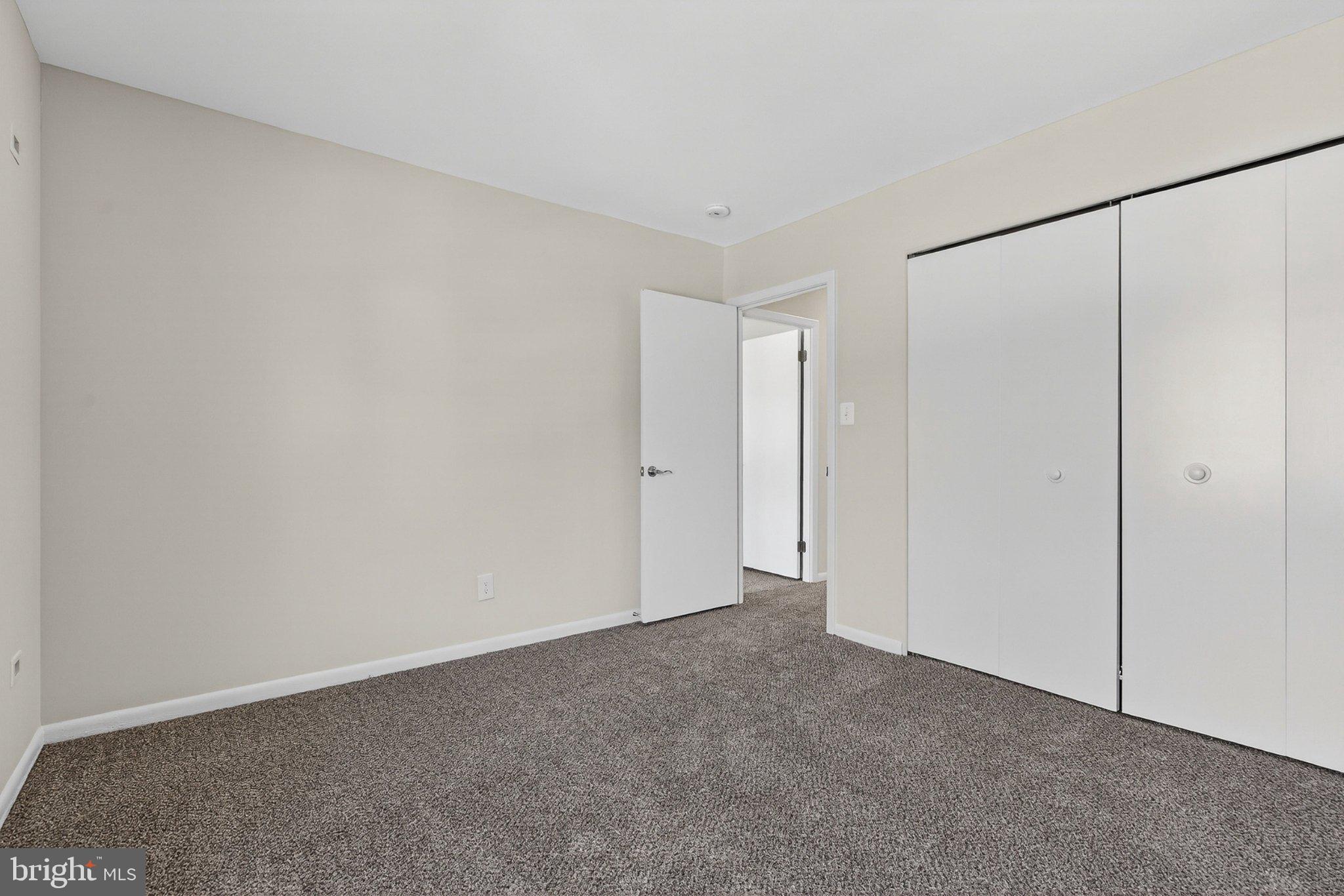 WOODBRIDGE VALLEY - Residential