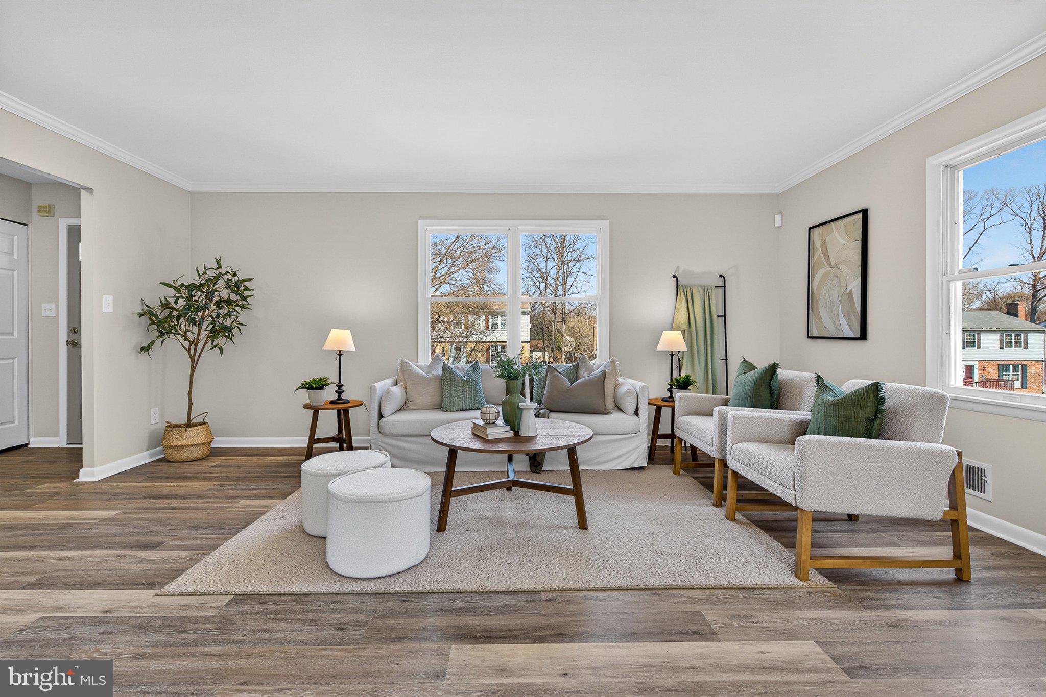 WOODBRIDGE VALLEY - Residential