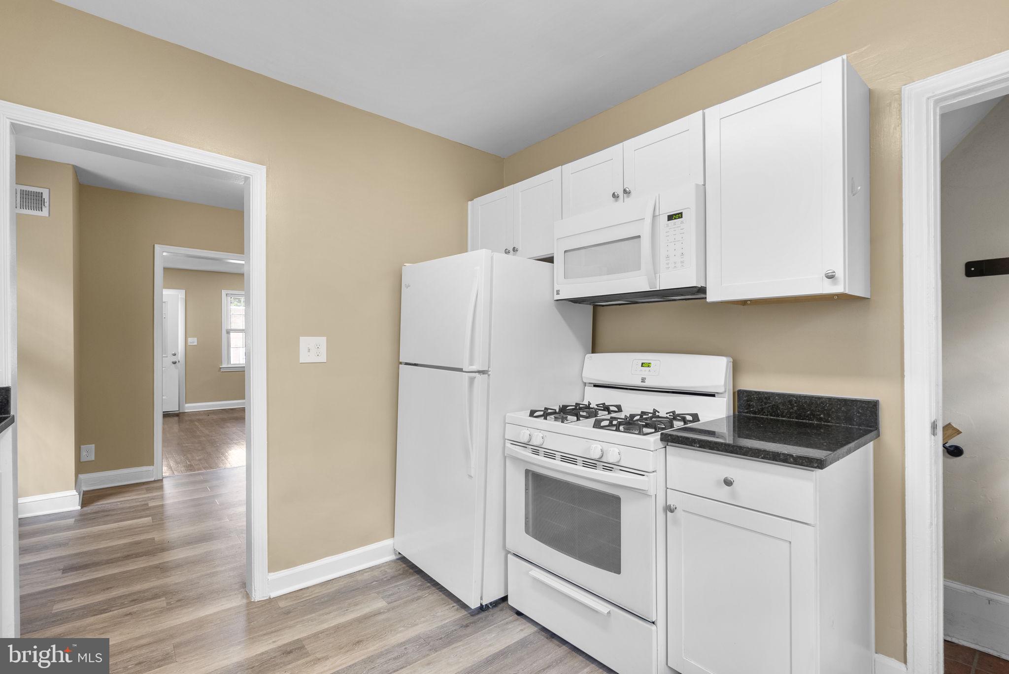 RIVERDALE PARK - Residential