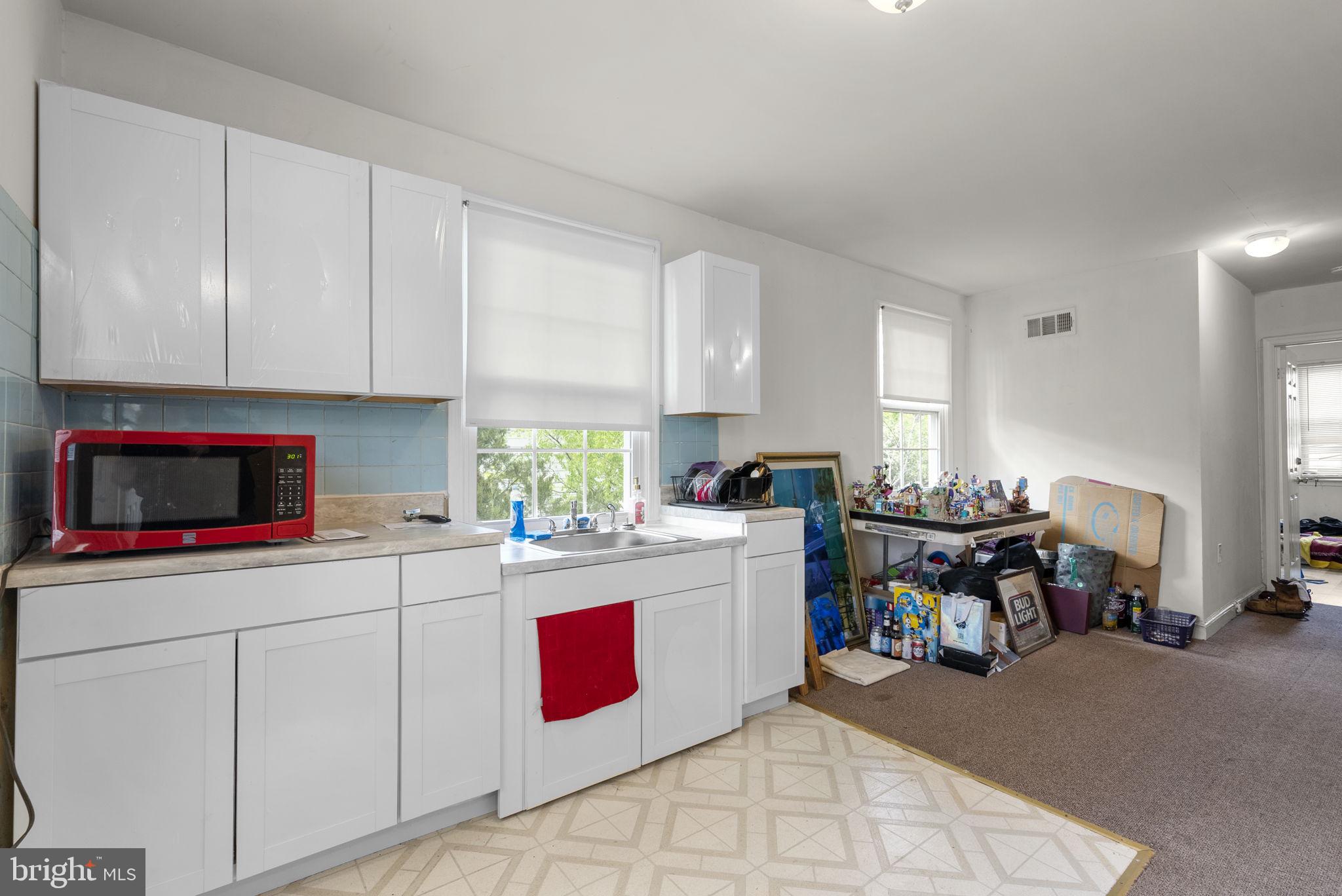 RIVERDALE PARK - Residential